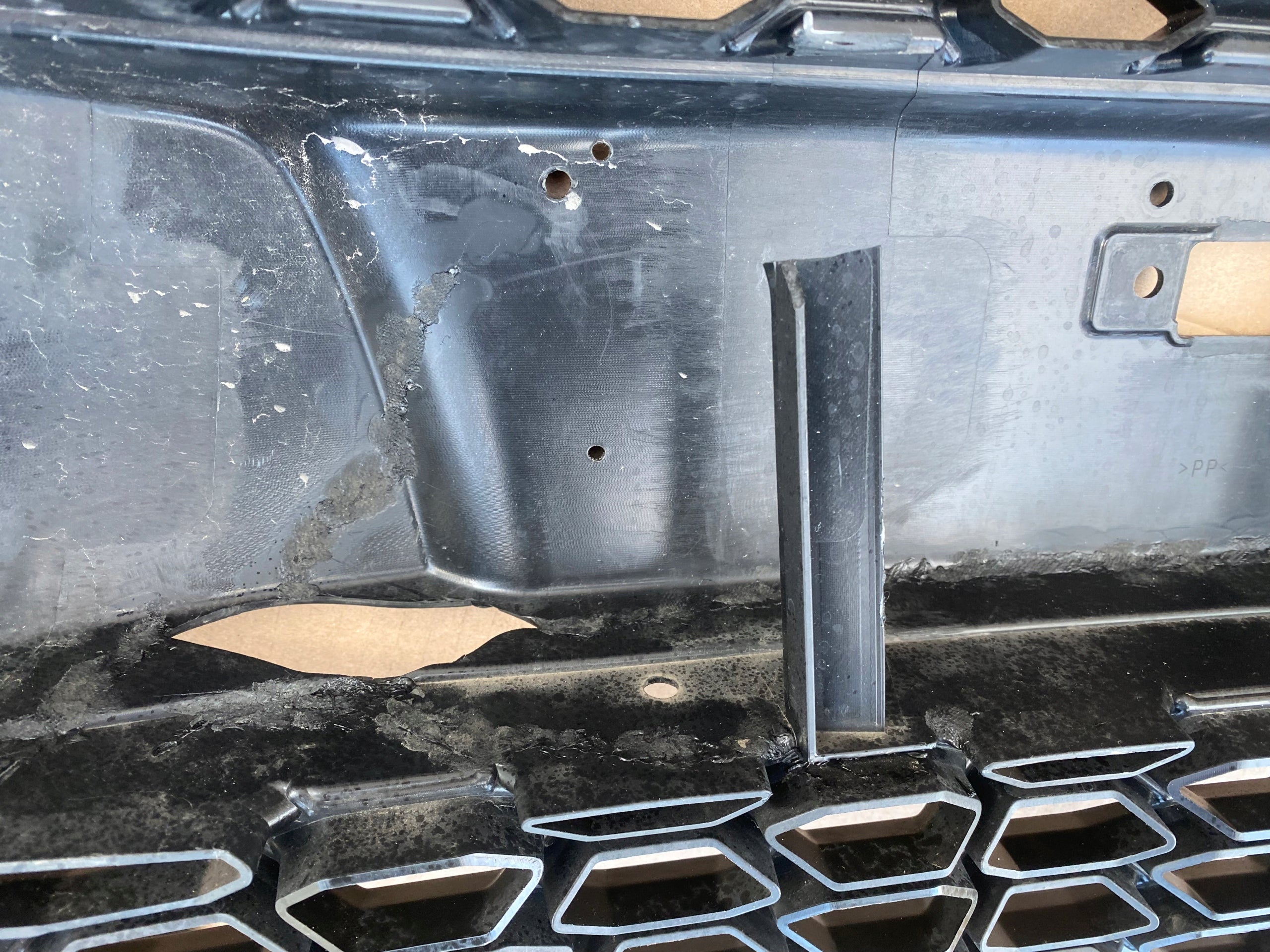 Kühlergrill Suzuki I SWIFT FRONTGRILL 7174168r20 Kühlergitter