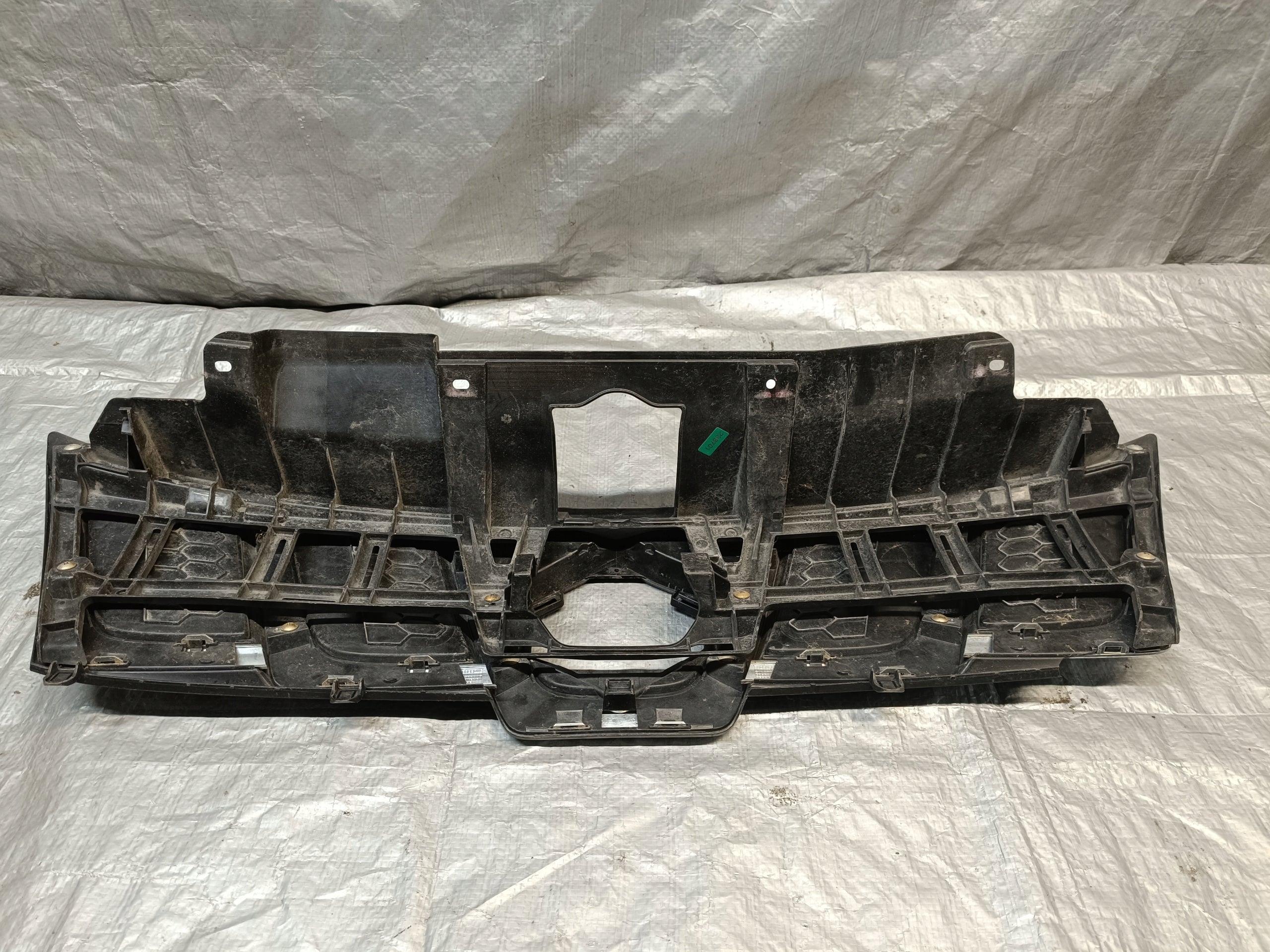 Kühlergrill Suzuki VITARA II I VITARA FRONTGRILL 7211160R0S Kühlergitter