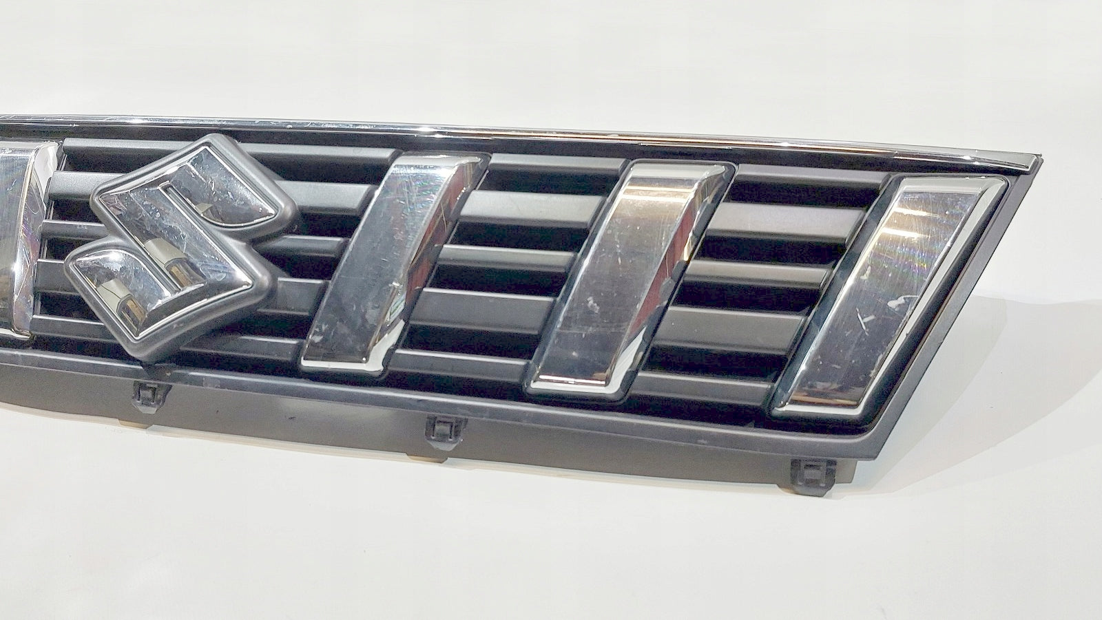 Kühlergrill Suzuki I VITARA VITARA II FRONTGRILL 7212186R0 Kühlergitter