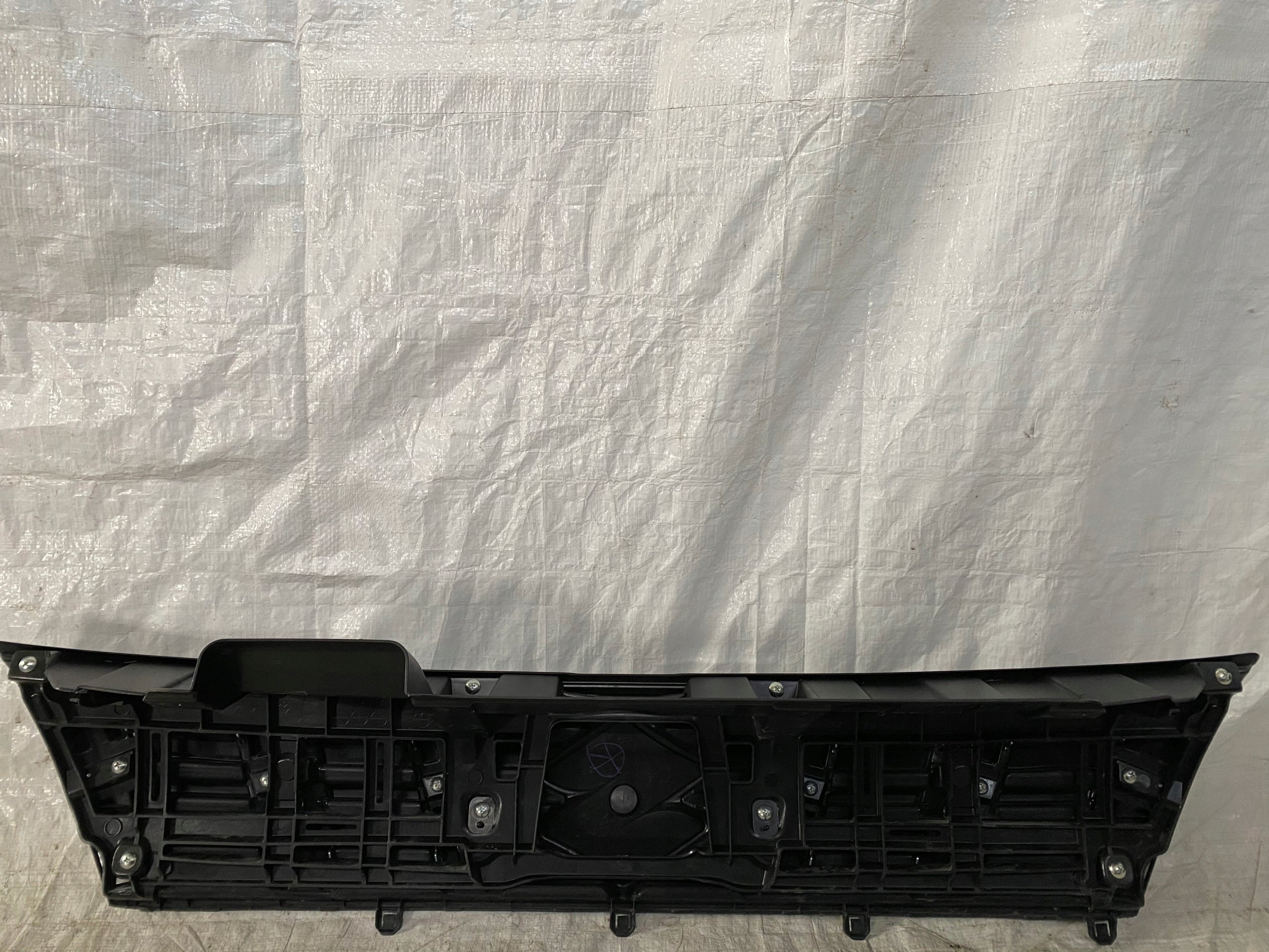 Kühlergrill Suzuki I VITARA FRONTGRILL 7212186R0 Kühlergitter