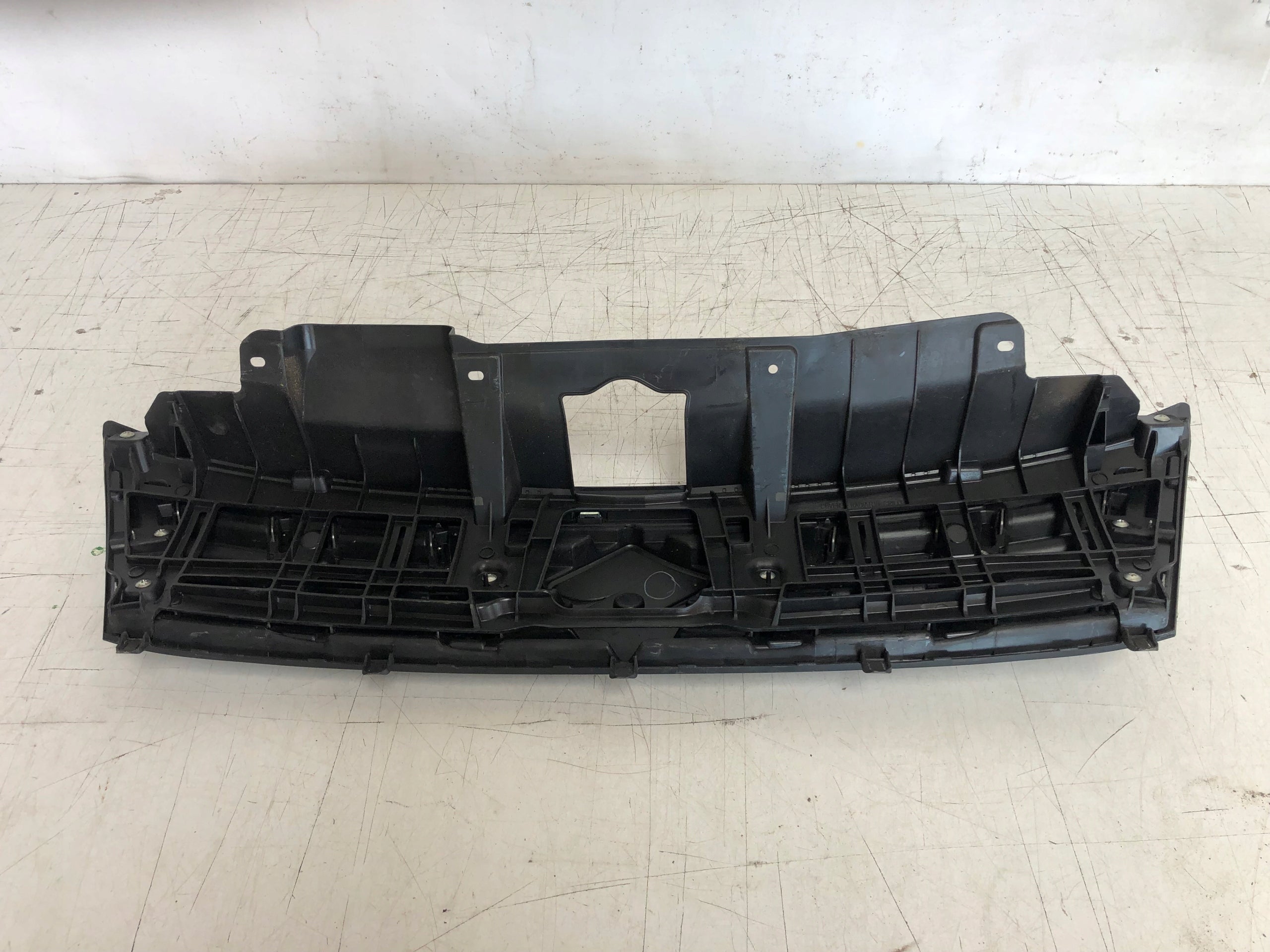 Kühlergrill Suzuki I VITARA FRONTGRILL 7212186R0 Kühlergitter