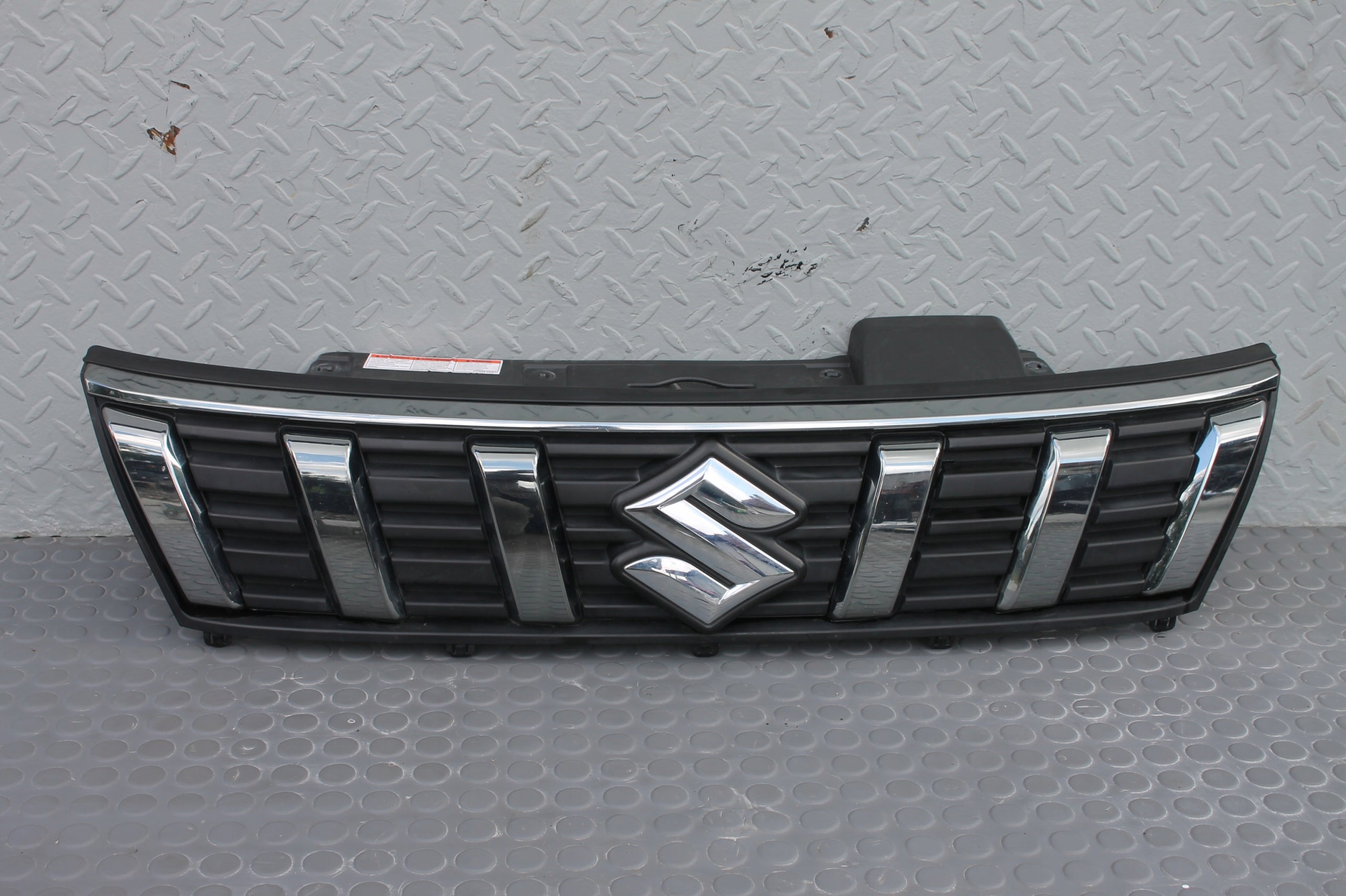 Kühlergrill Suzuki VITARA II I VITARA FRONTGRILL 7212172121 Kühlergitter