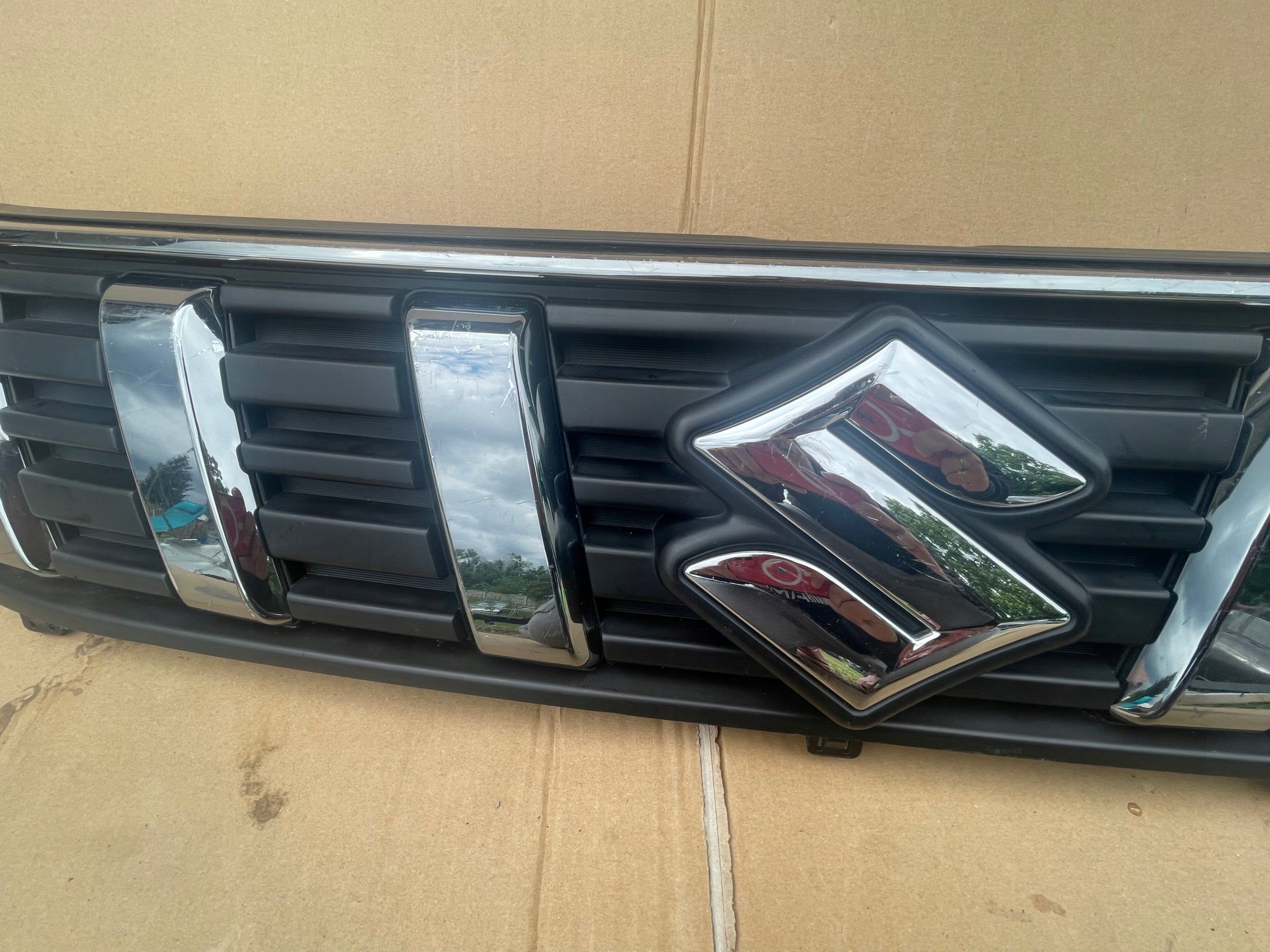 Kühlergrill Suzuki I VITARA VITARA II FRONTGRILL 7212186R07 Kühlergitter