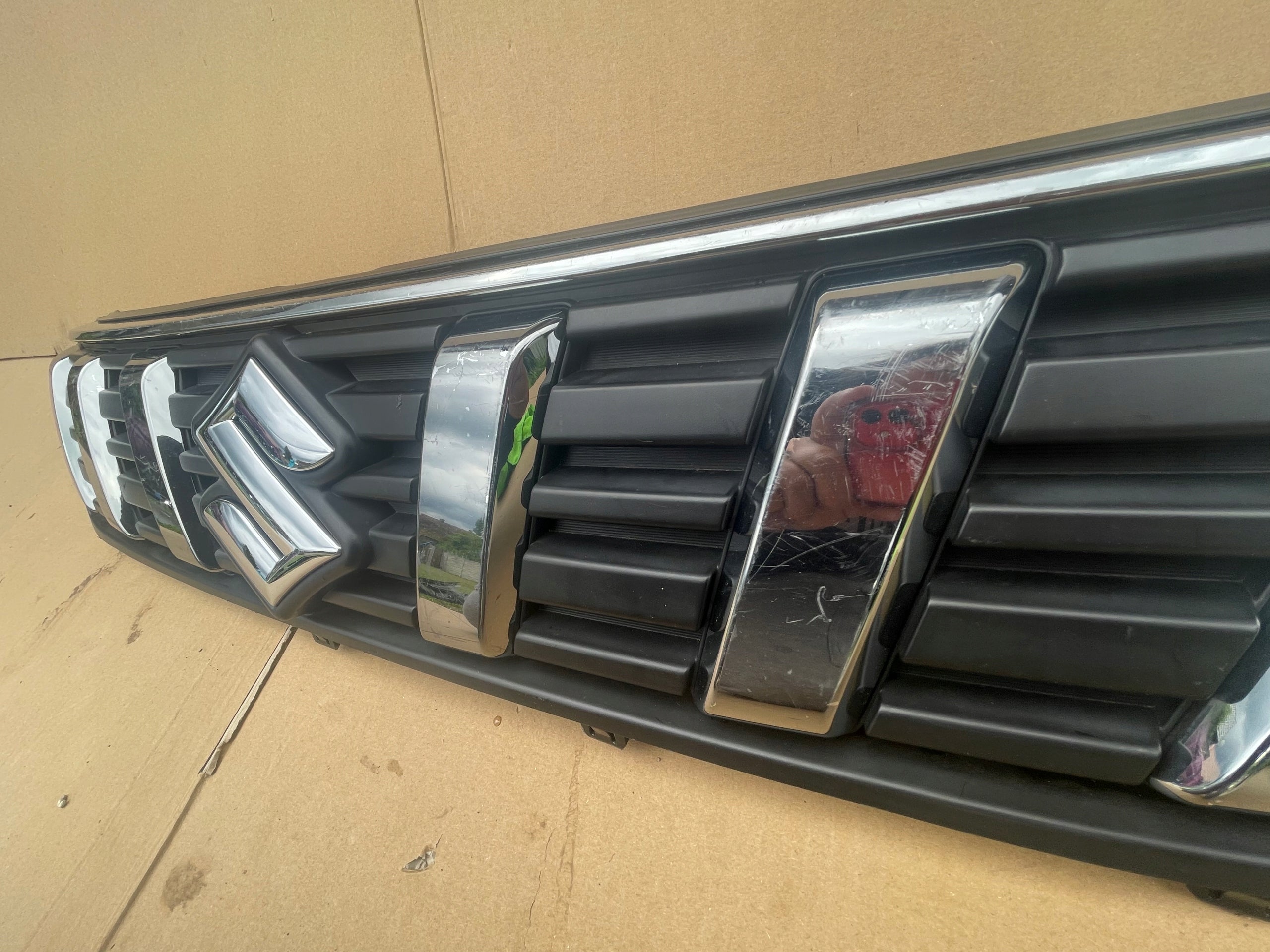 Kühlergrill Suzuki I VITARA VITARA II FRONTGRILL 7212186R07 Kühlergitter