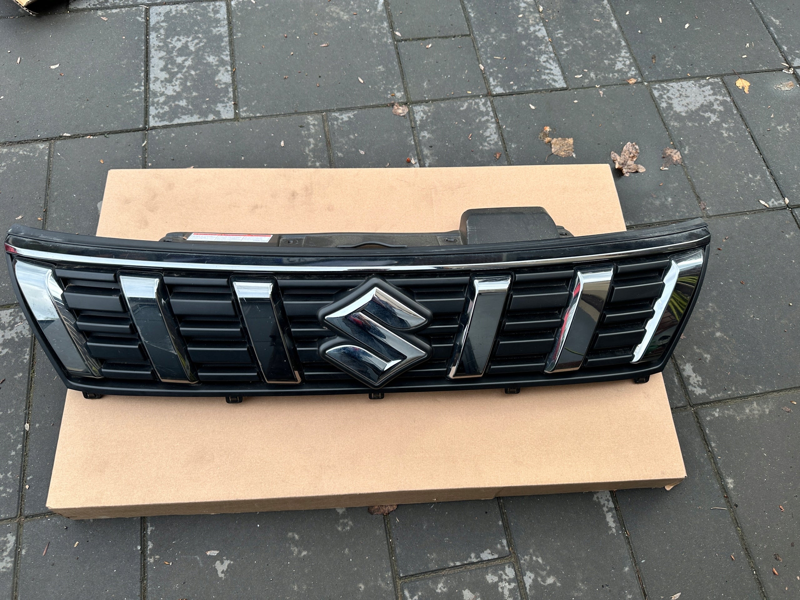 Radiator grille Suzuki VITARA II I VITARA FRONTGRILL Radiator grille 