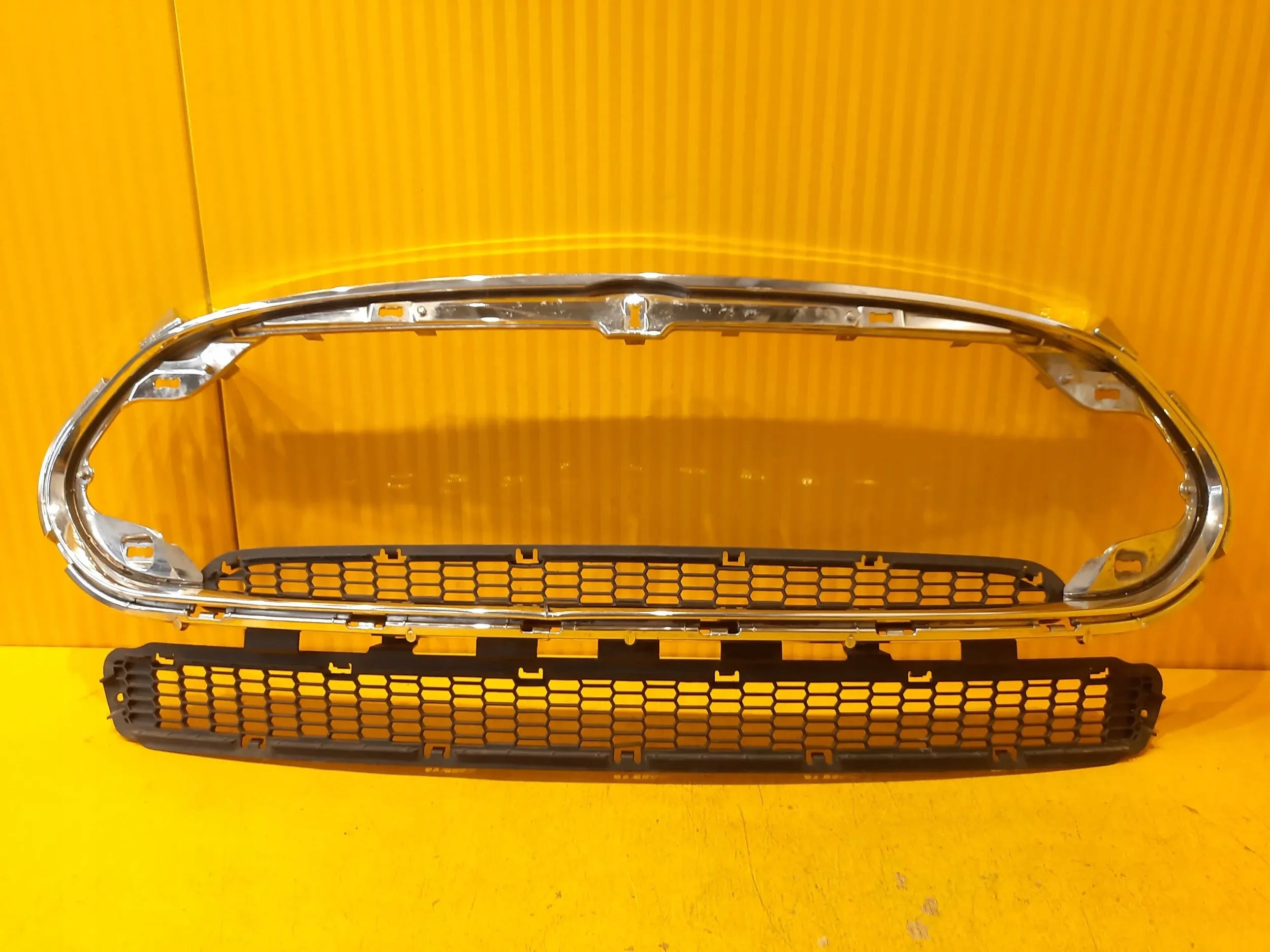 Kühlergrill Tesla MODEL S FRONTGRILL 101741400D Kühlergitter