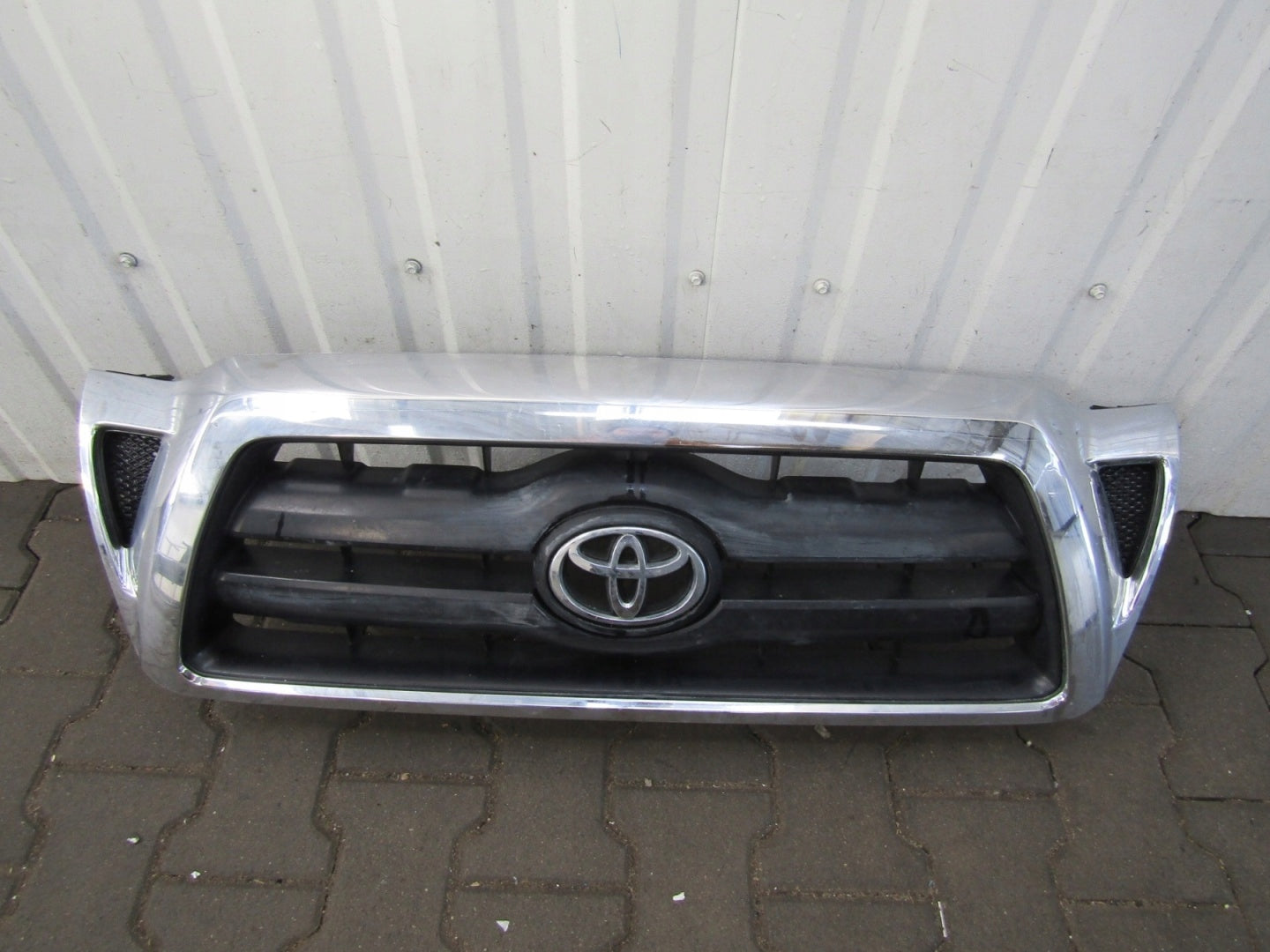 Kühlergrill Toyota E 5 TACOMA FRONTGRILL 5310004350 Kühlergitter