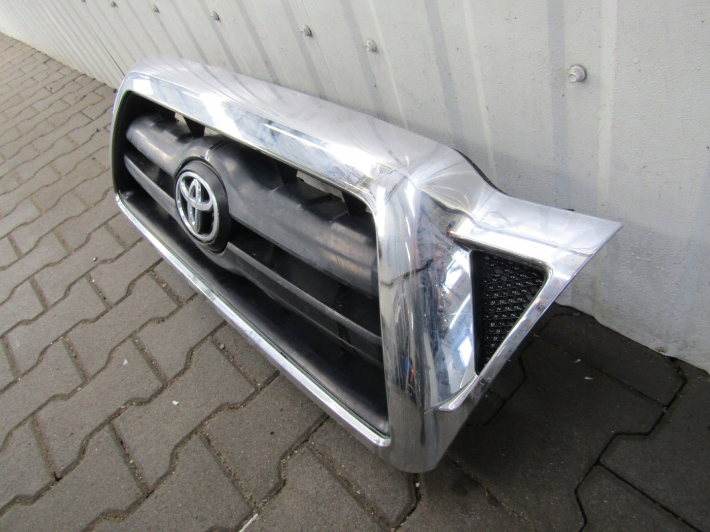 Kühlergrill Toyota E 5 TACOMA FRONTGRILL 5310004350 Kühlergitter