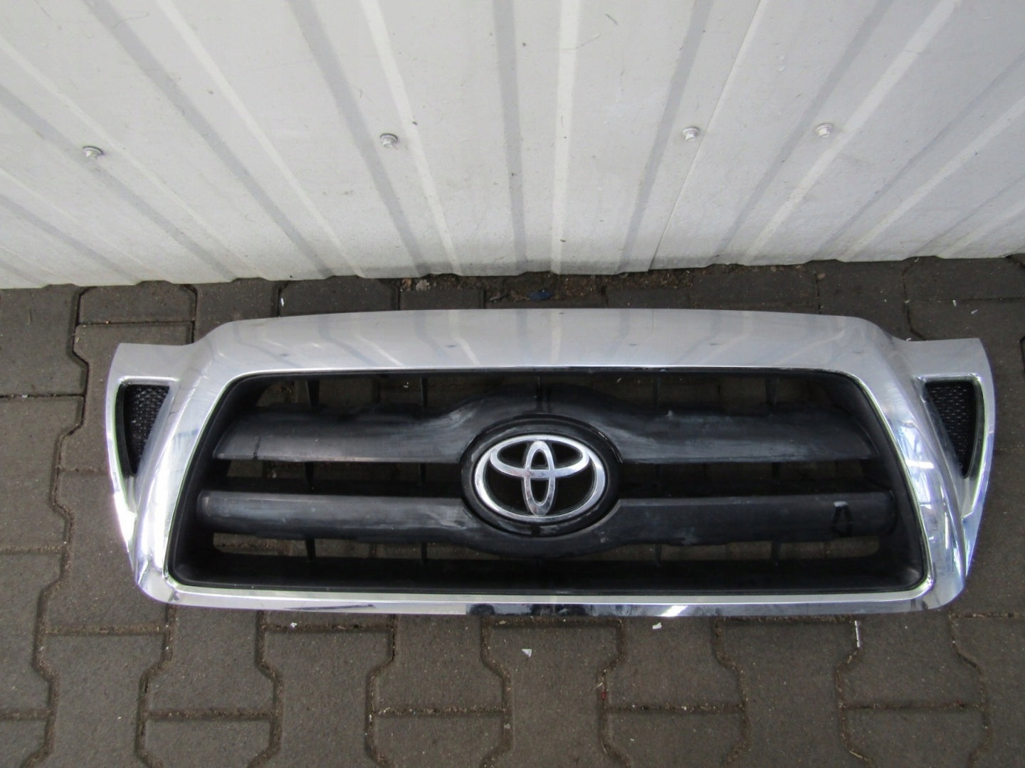 Kühlergrill Toyota E 5 TACOMA FRONTGRILL 5310004350 Kühlergitter