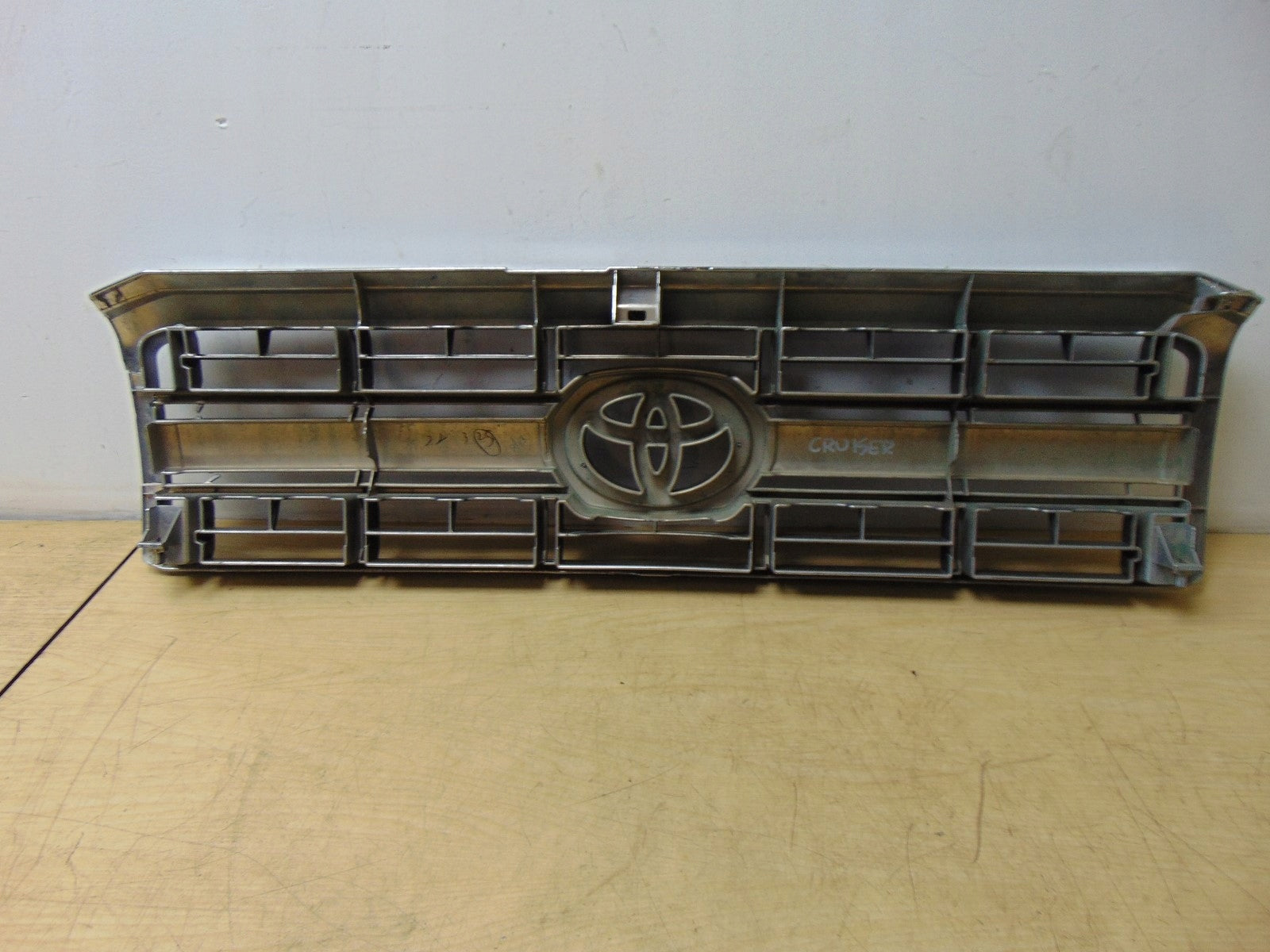 Kühlergrill Toyota 5 LAND CRUISER FRONTGRILL 5310160450 Kühlergitter