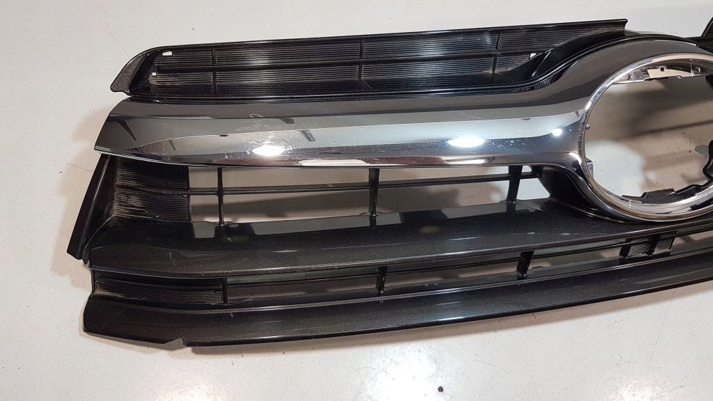 Kühlergrill Toyota 5 HIGHLANDER FRONTGRILL 531110E150 Kühlergitter