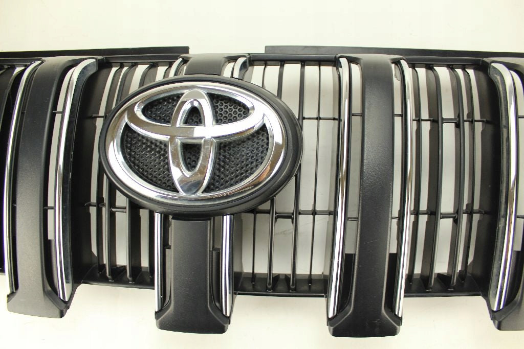 Kühlergrill Toyota LAND CRUISER J15 FRONTGRILL 53111Toyot Kühlergitter