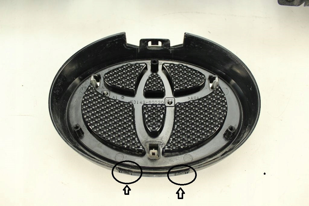 Kühlergrill Toyota LAND CRUISER J15 FRONTGRILL 53111Toyot Kühlergitter