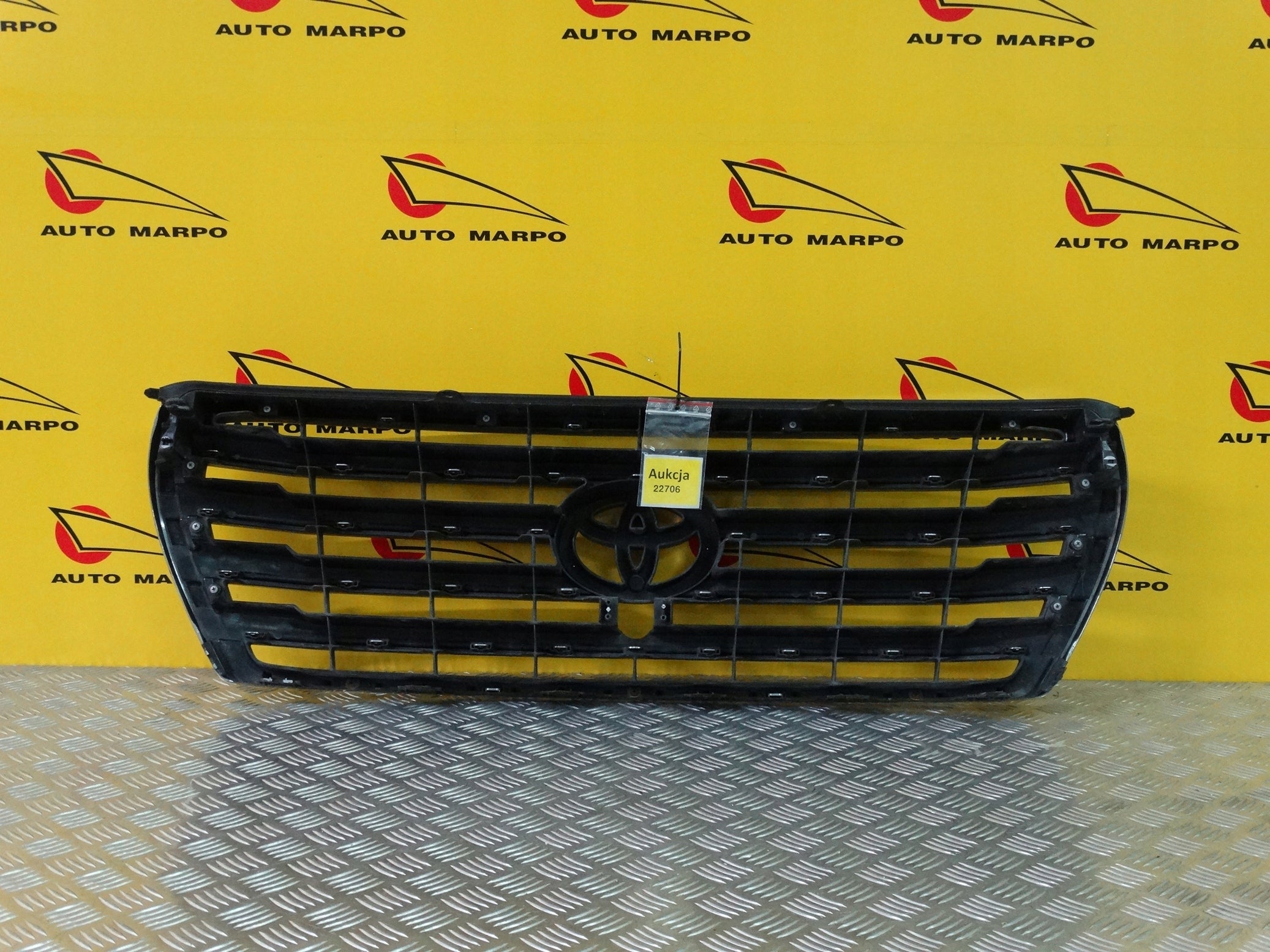 Kühlergrill Toyota V LAND CRUISER FRONTGRILL Kühlergitter