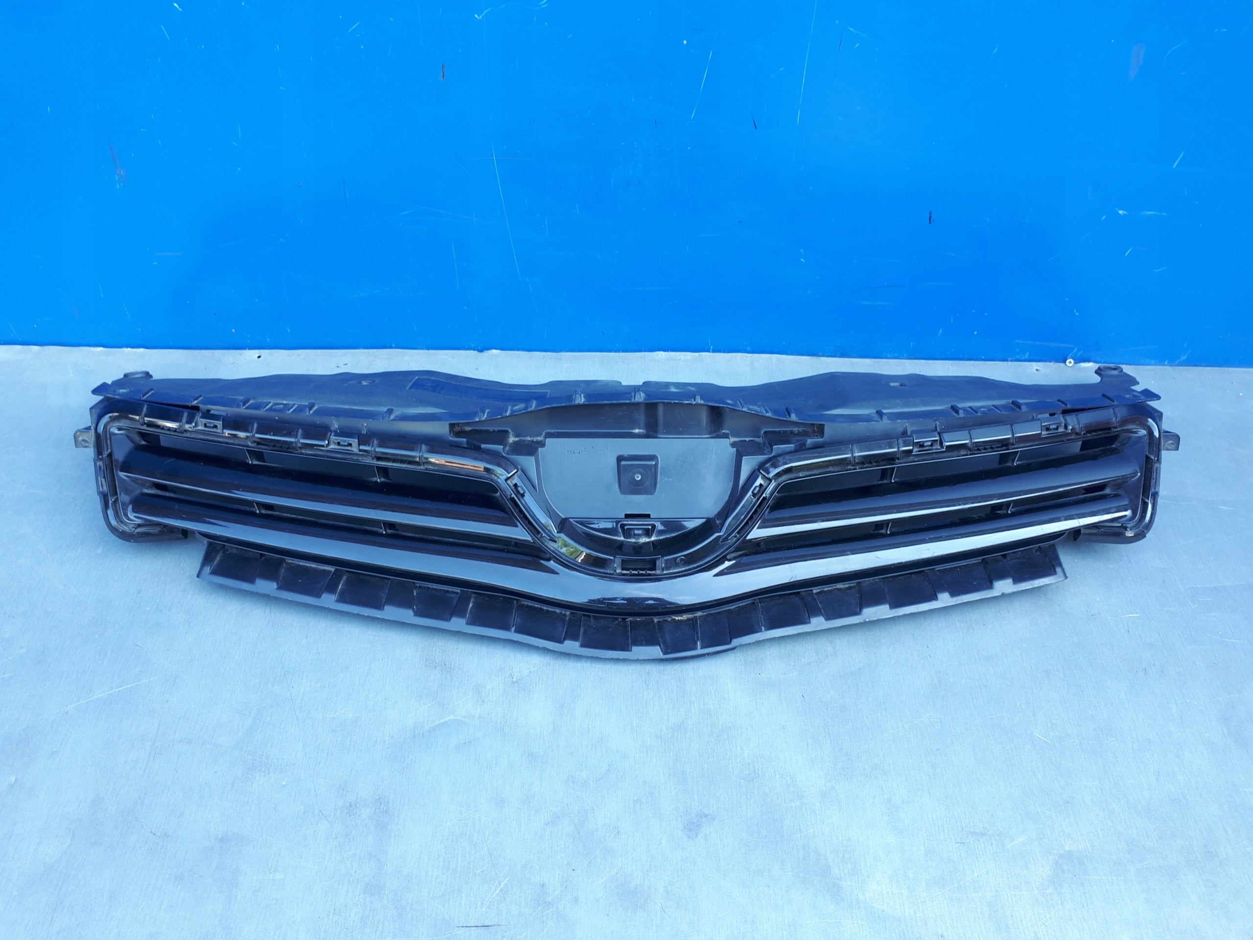  Grille de radiateur Toyota E AURIS 5 FRONT GRILL 5310002360 Grille de radiateur  product image