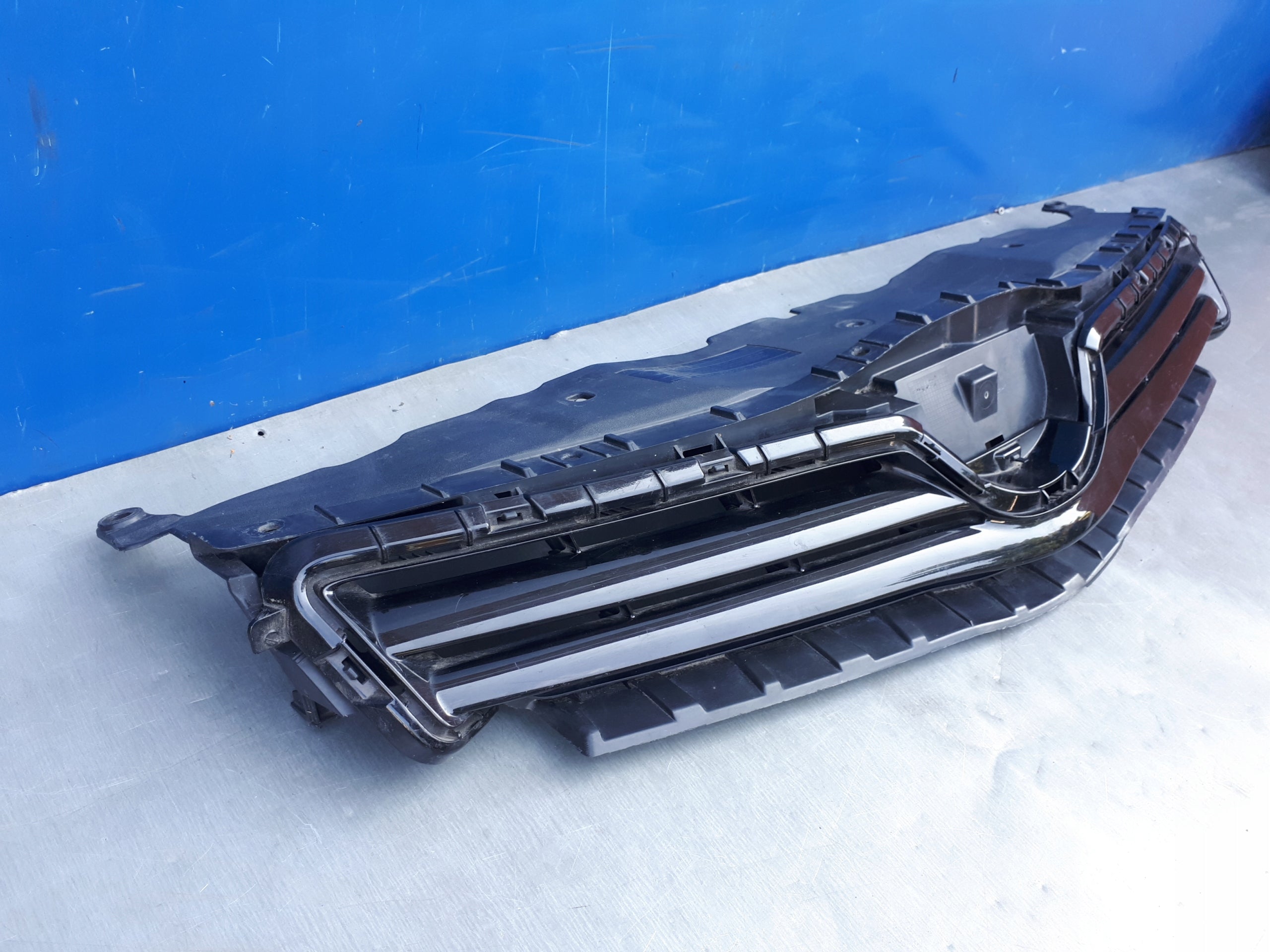 Kühlergrill Toyota E AURIS 5 FRONTGRILL 5310002360 Kühlergitter