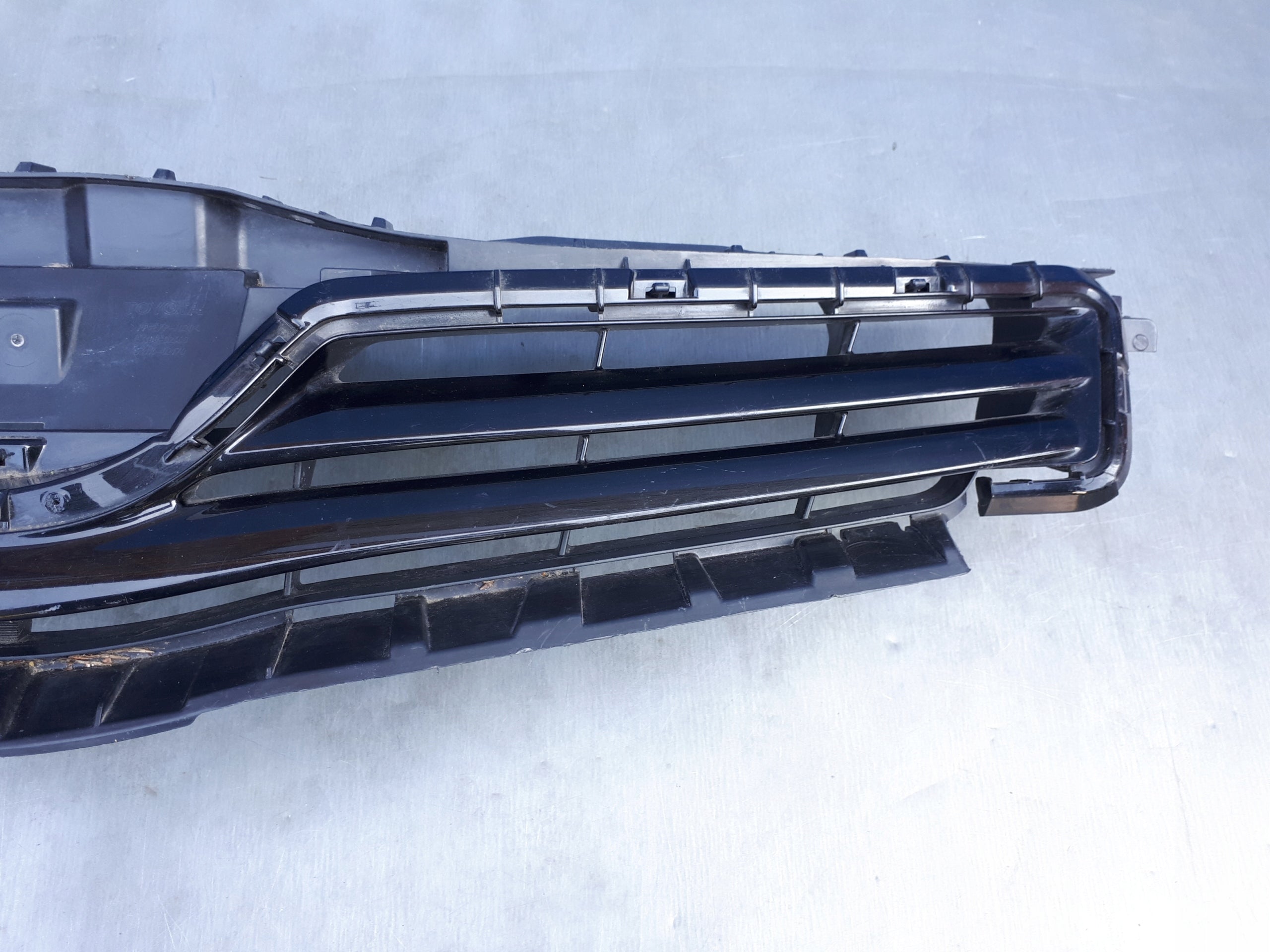 Kühlergrill Toyota E AURIS 5 FRONTGRILL 5310002360 Kühlergitter