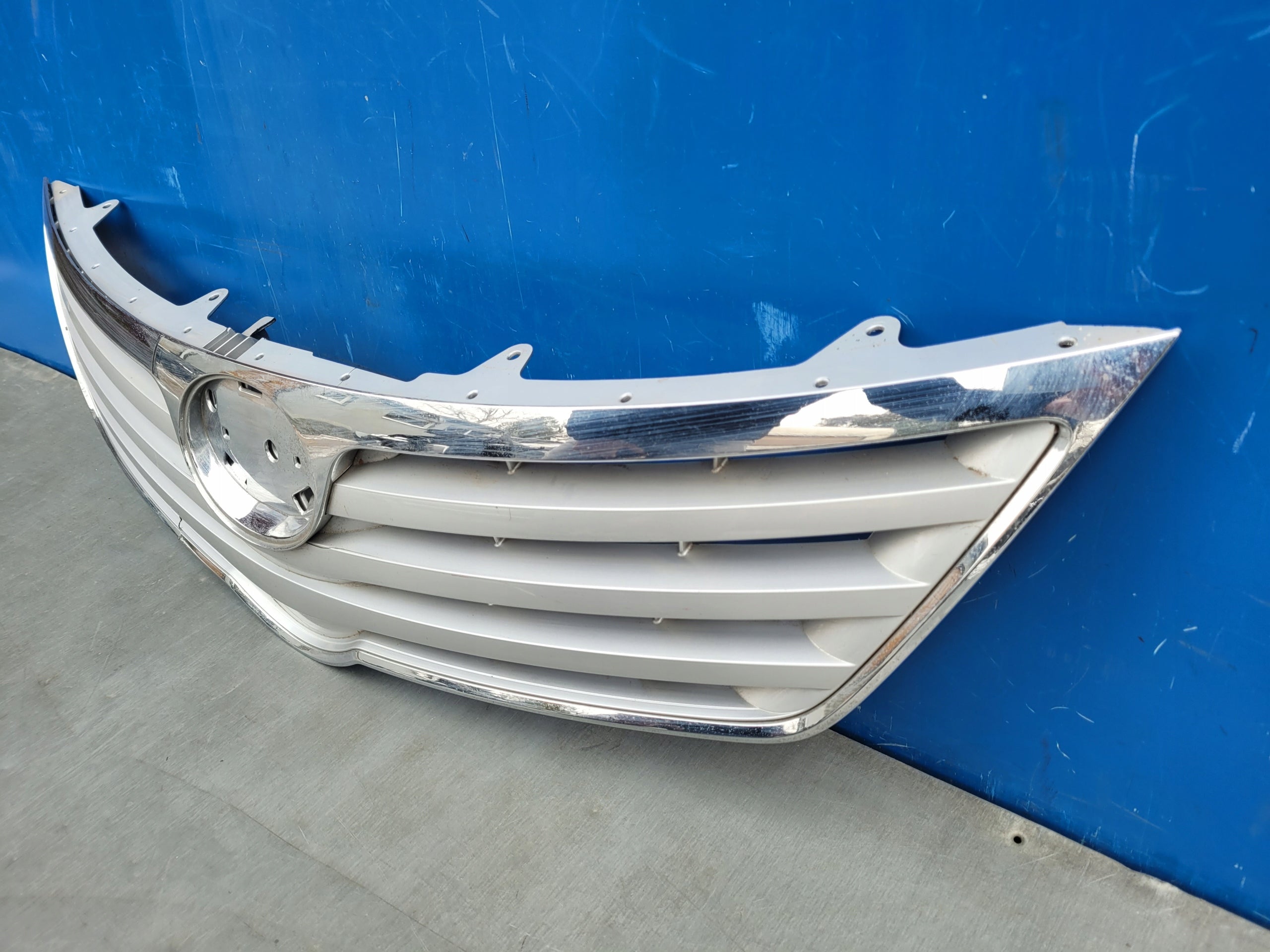 Kühlergrill Toyota 5 AVENSIS T27 FRONTGRILL 5310005110 Kühlergitter