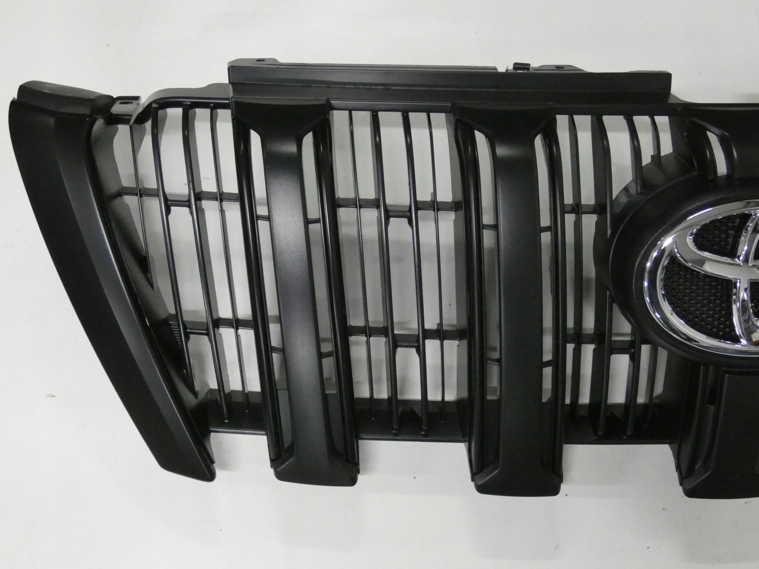 Kühlergrill Toyota 5 LAND CRUISER FRONTGRILL 5310160B81 Kühlergitter