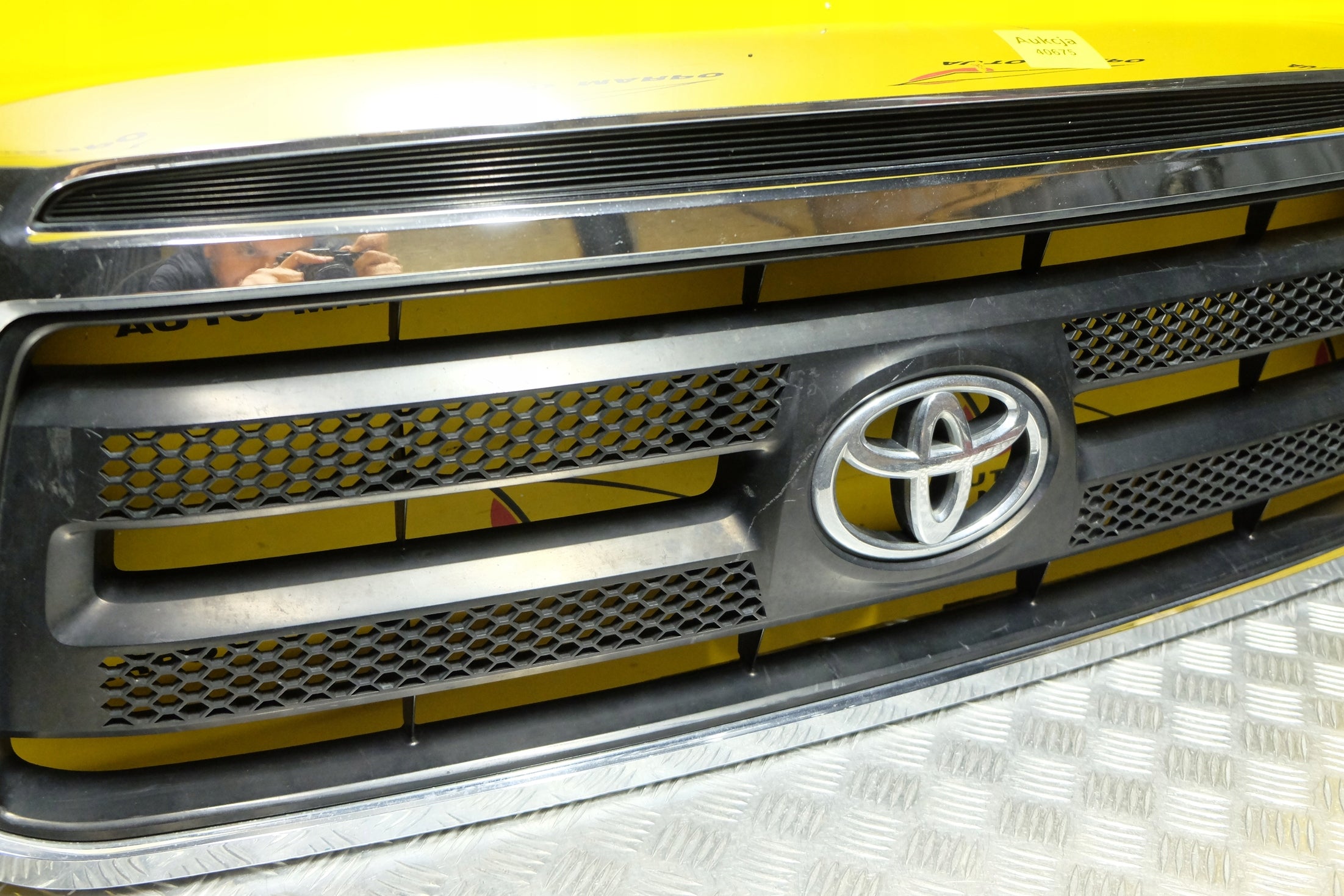 Kühlergrill Toyota E FRONTGRILL 531110C080 Kühlergitter