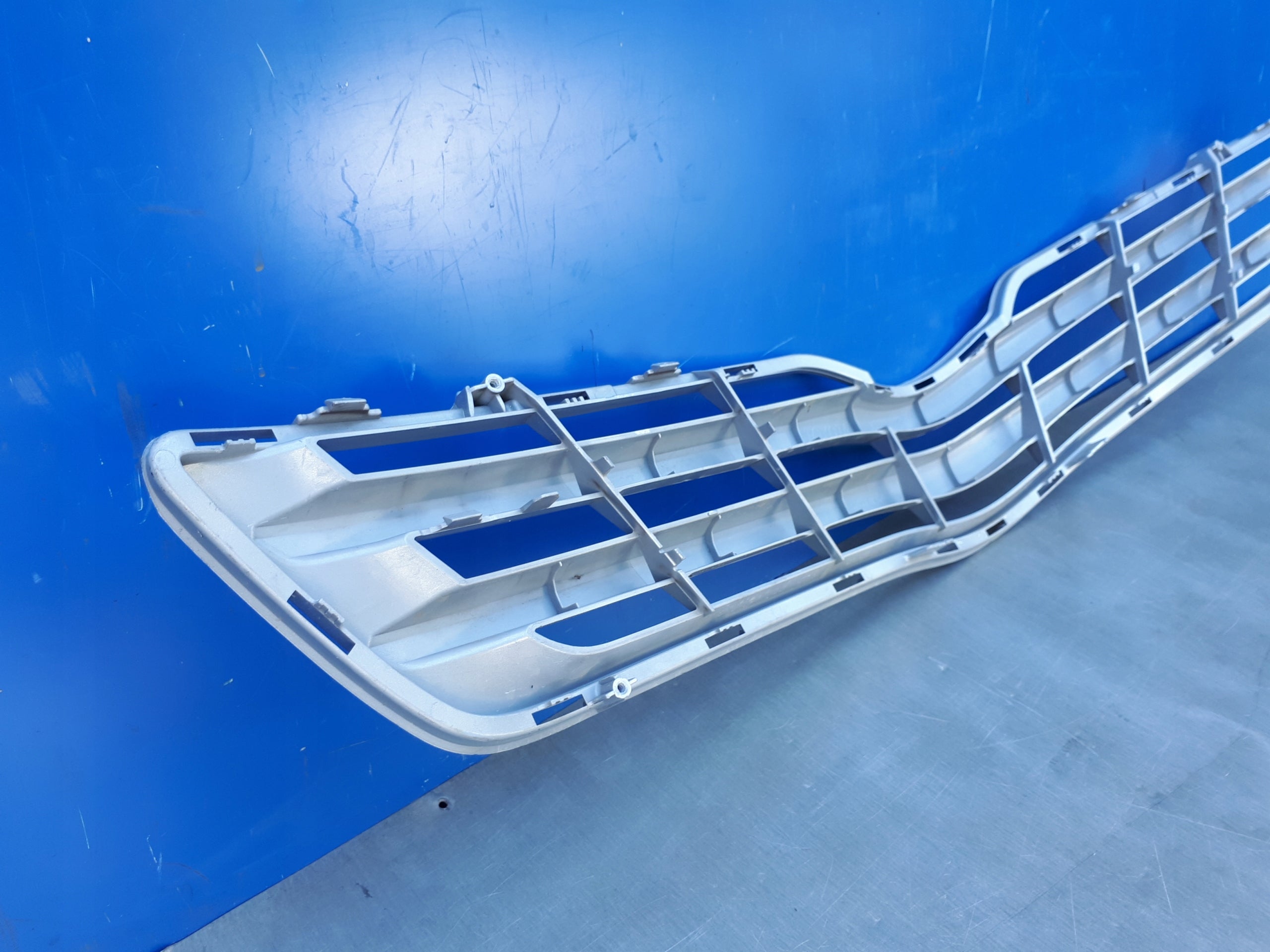 Kühlergrill Toyota 5 VERSO FRONTGRILL 531110F070 Kühlergitter