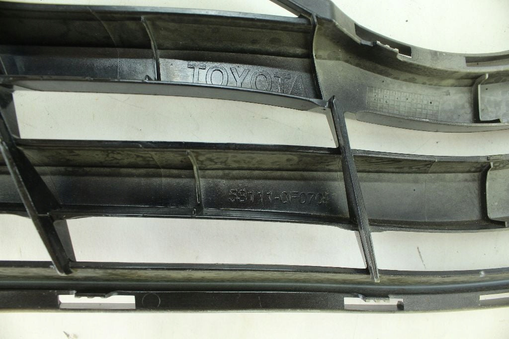 Kühlergrill Toyota 5 VERSO FRONTGRILL 531110F070 Kühlergitter