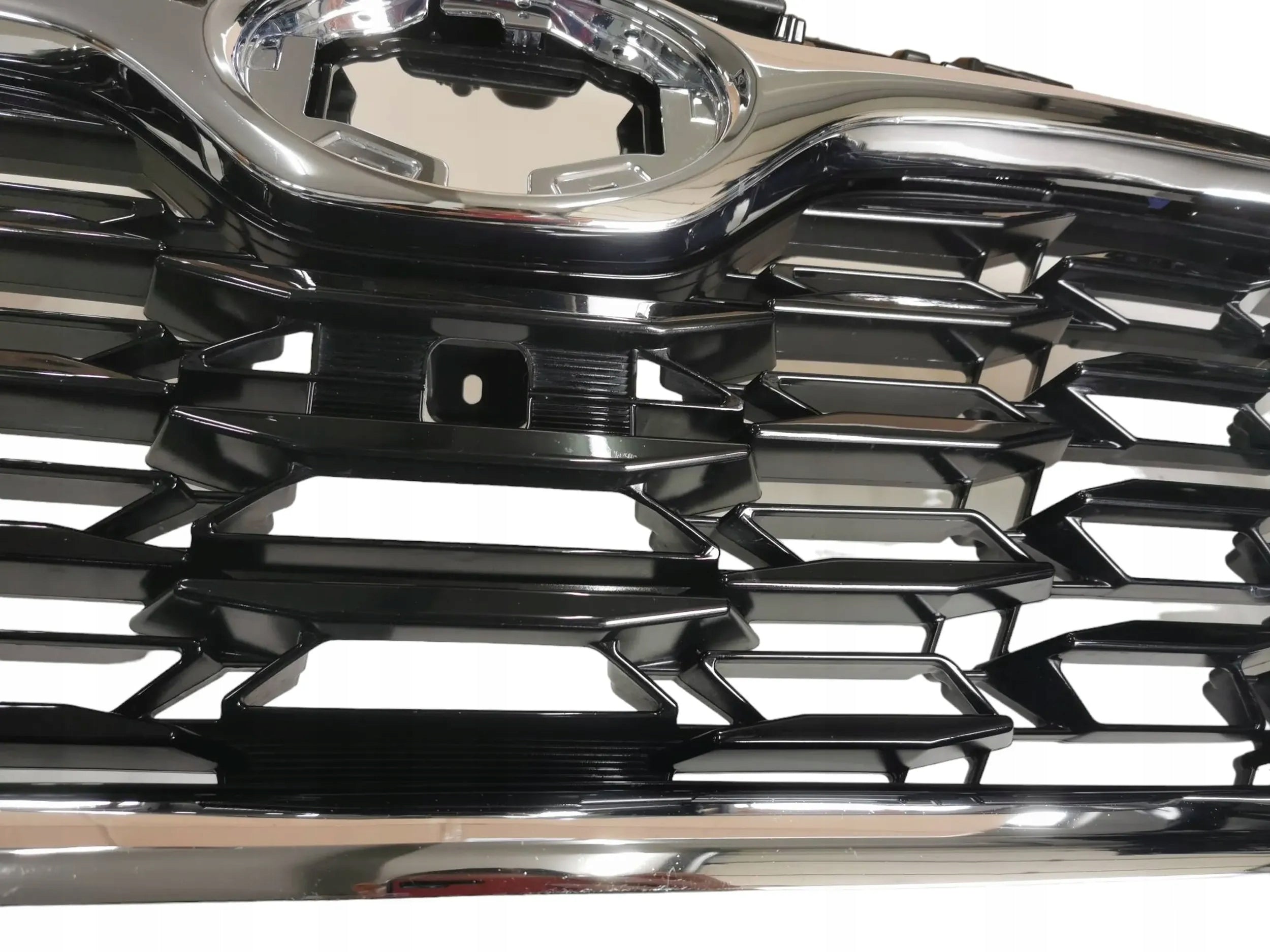 Kühlergrill Toyota HIGHLANDER FRONTGRILL 531110E250 Kühlergitter