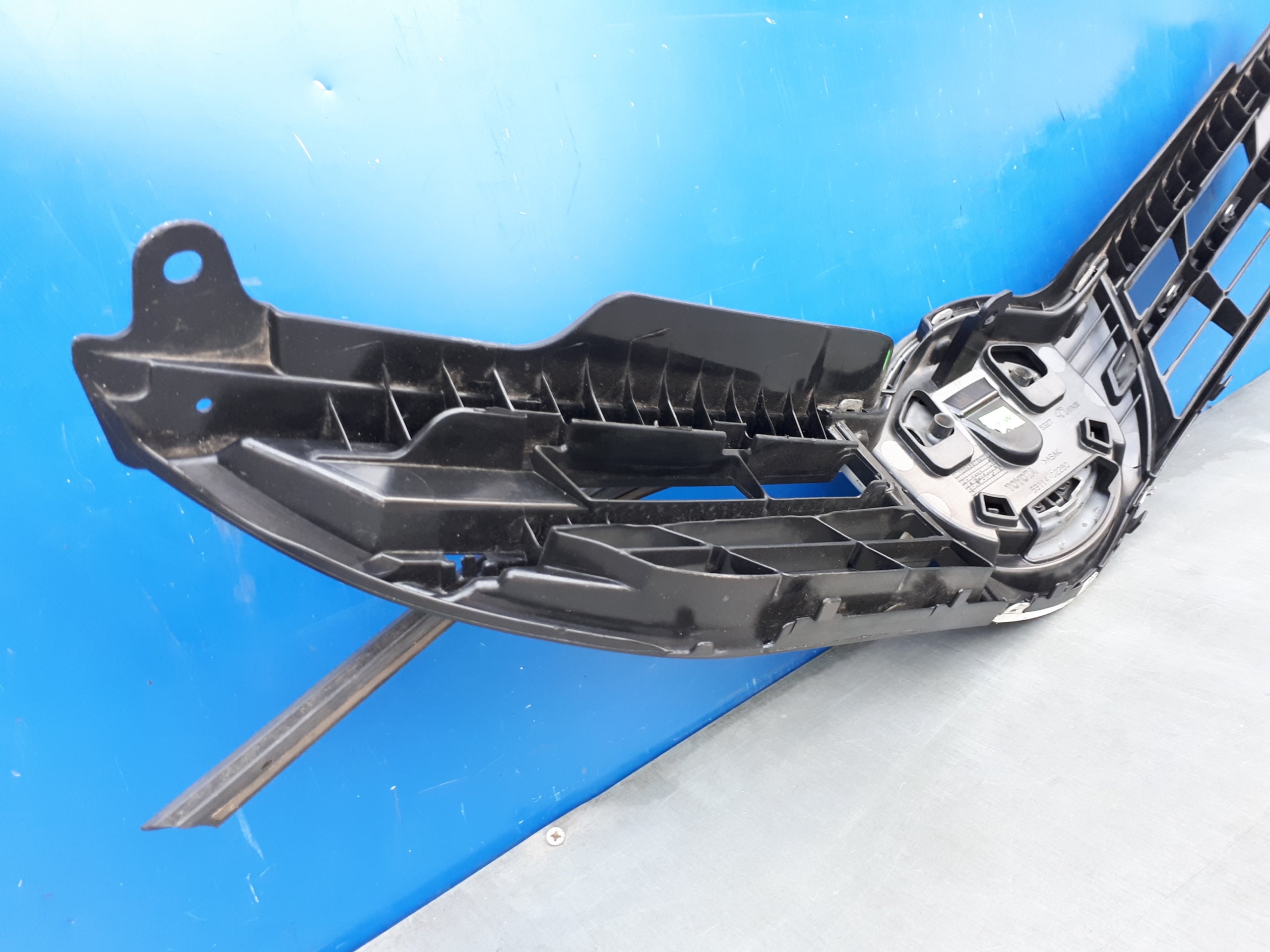 Kühlergrill Toyota E AURIS 5 FRONTGRILL 5311402260 Kühlergitter