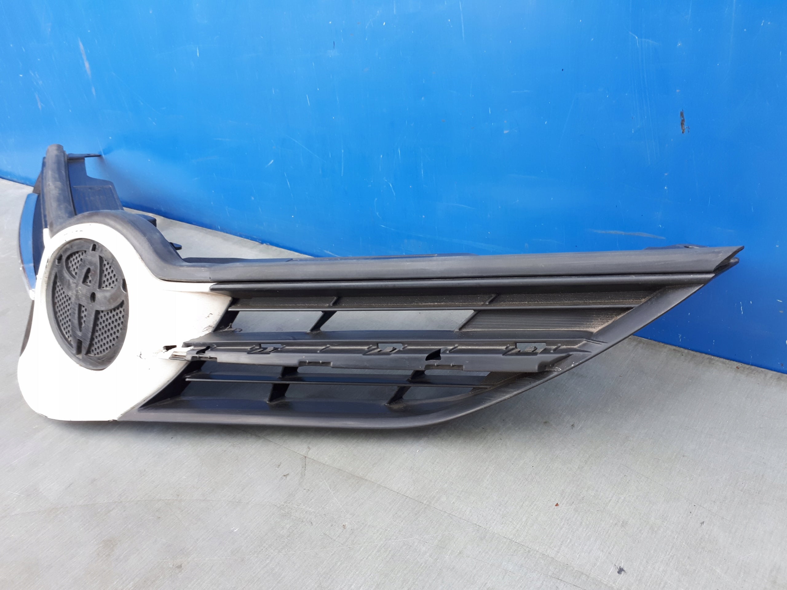 Kühlergrill Toyota E AURIS 5 FRONTGRILL 5311402260 Kühlergitter