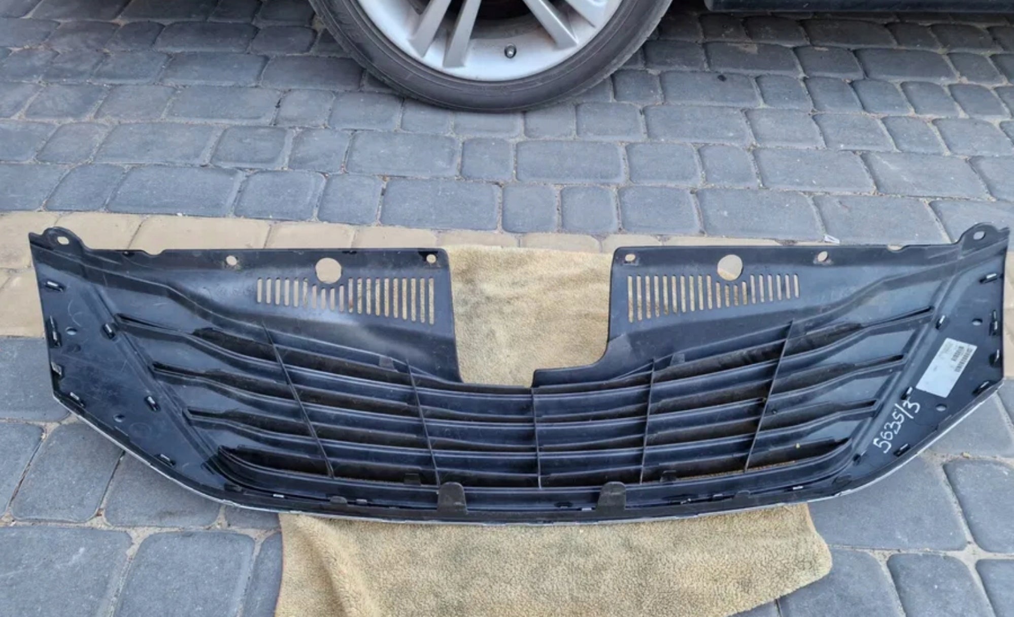 Kühlergrill Toyota 5 SIENNA CHR FRONTGRILL Kühlergitter