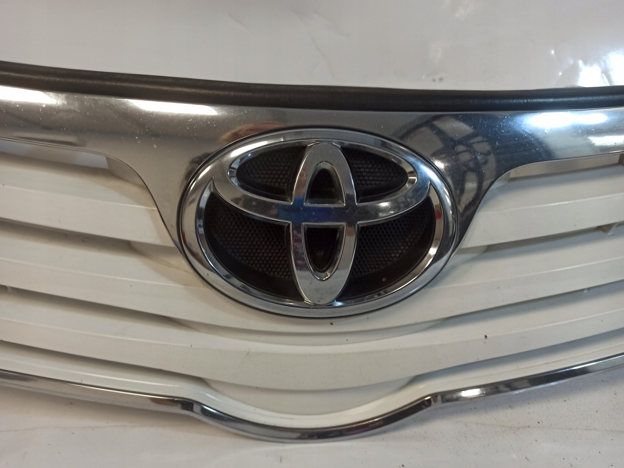 Kühlergrill Toyota AVENSIS T25 FRONTGRILL 5310005110 Kühlergitter