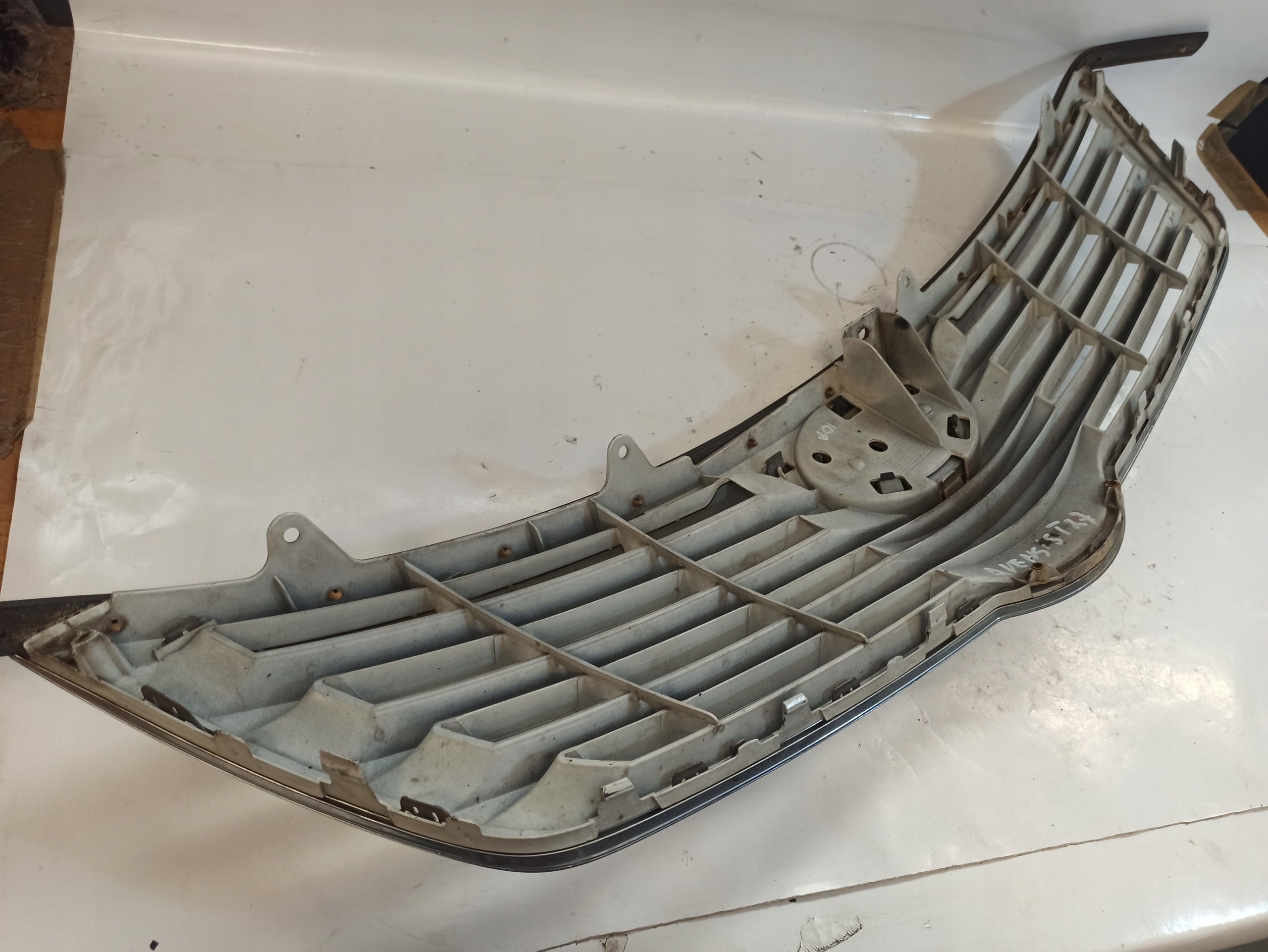 Kühlergrill Toyota AVENSIS T25 FRONTGRILL 5310005110 Kühlergitter