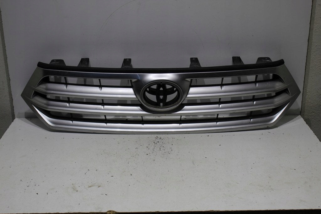 Kühlergrill Toyota E FRONTGRILL Kühlergitter