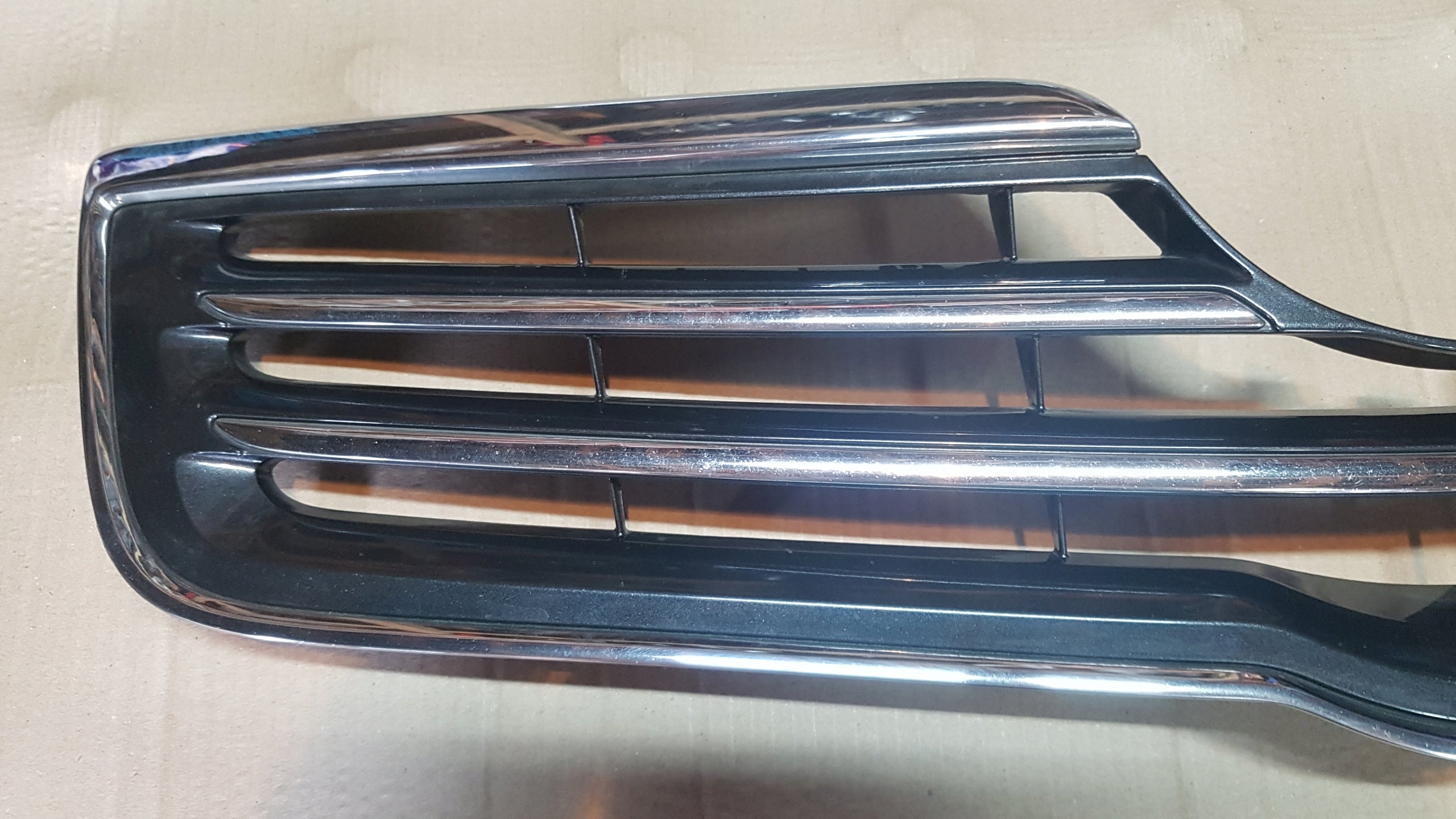 Kühlergrill Toyota AVENSIS T25 FRONTGRILL Kühlergitter