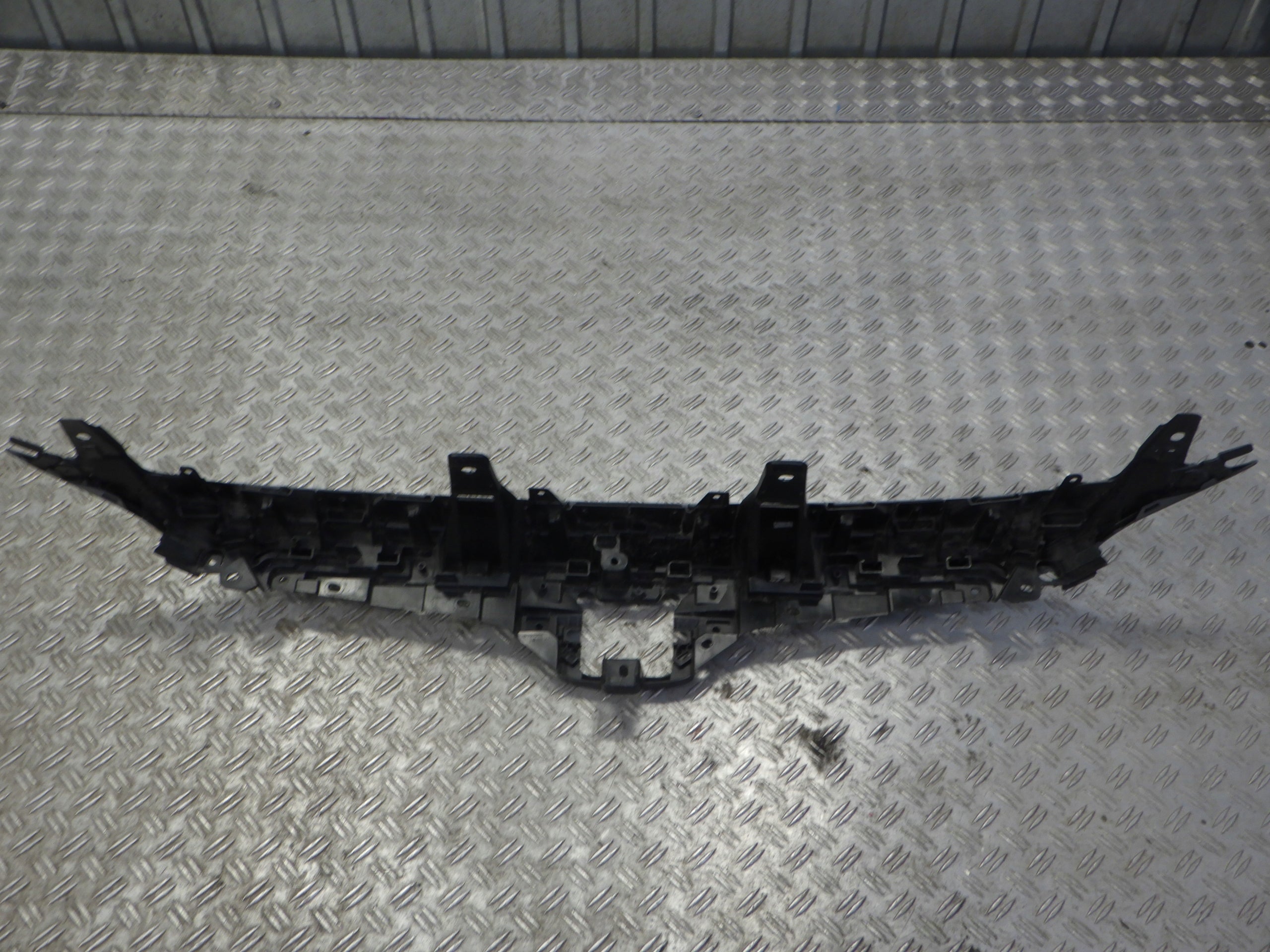 Kühlergrill Toyota 5 HIGHLANDER FRONTGRILL 531150E010 Kühlergitter