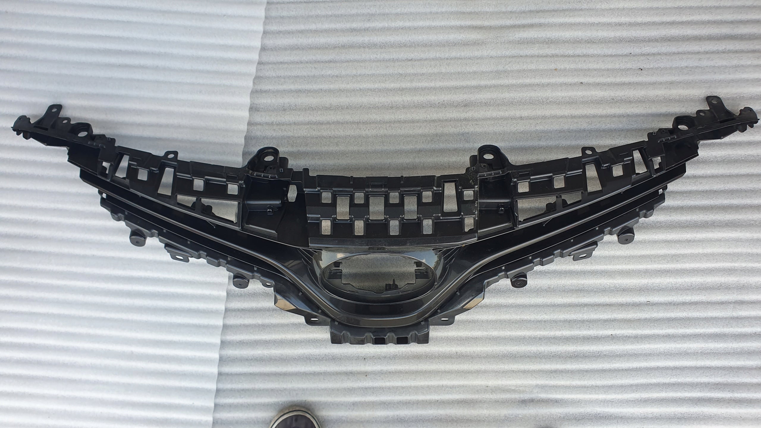 Kühlergrill Toyota V CAMRY 5 E FRONTGRILL 5311133480 Kühlergitter