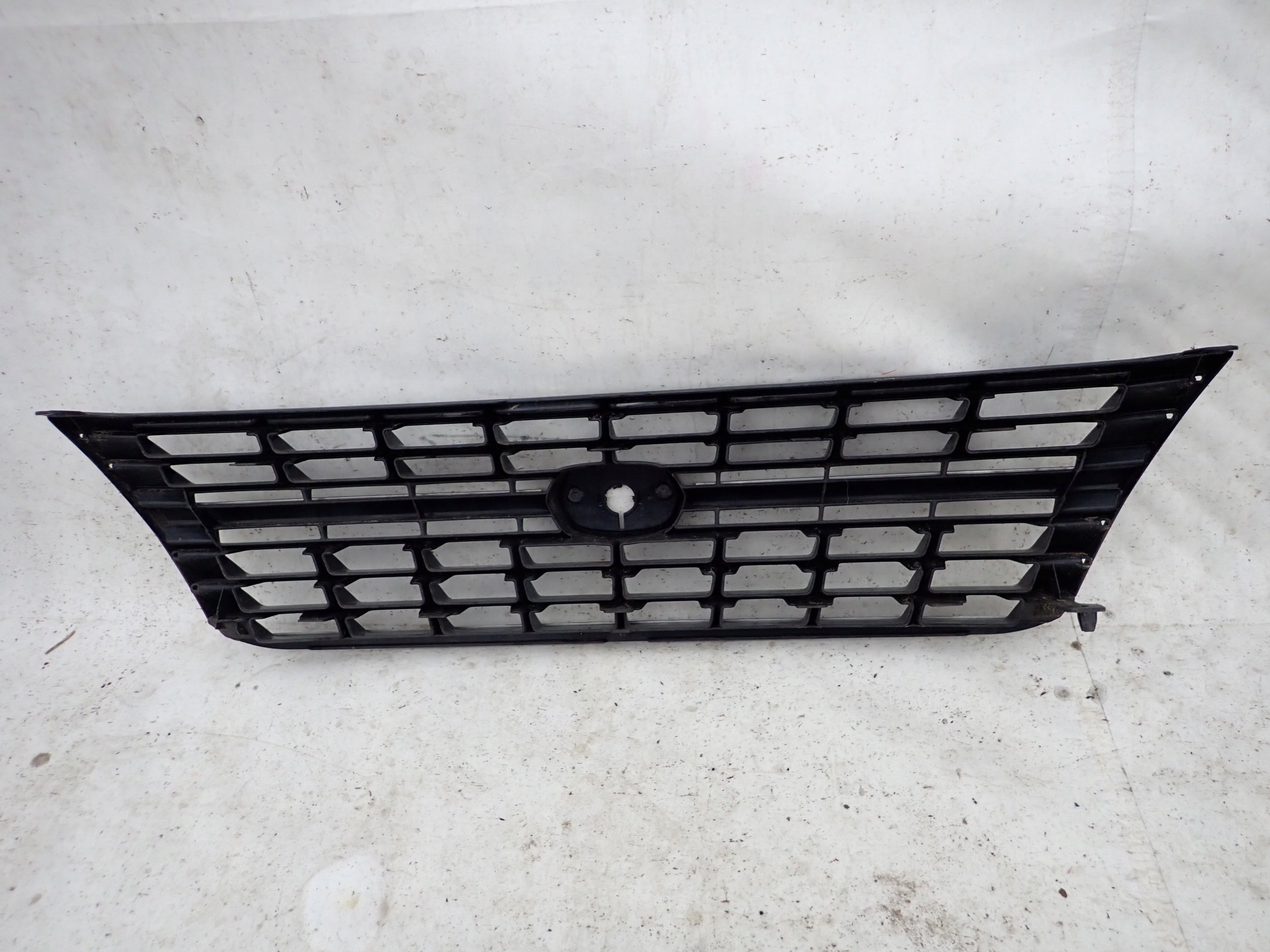 Kühlergrill Toyota 5 V HIACE FRONTGRILL 5311126380 Kühlergitter