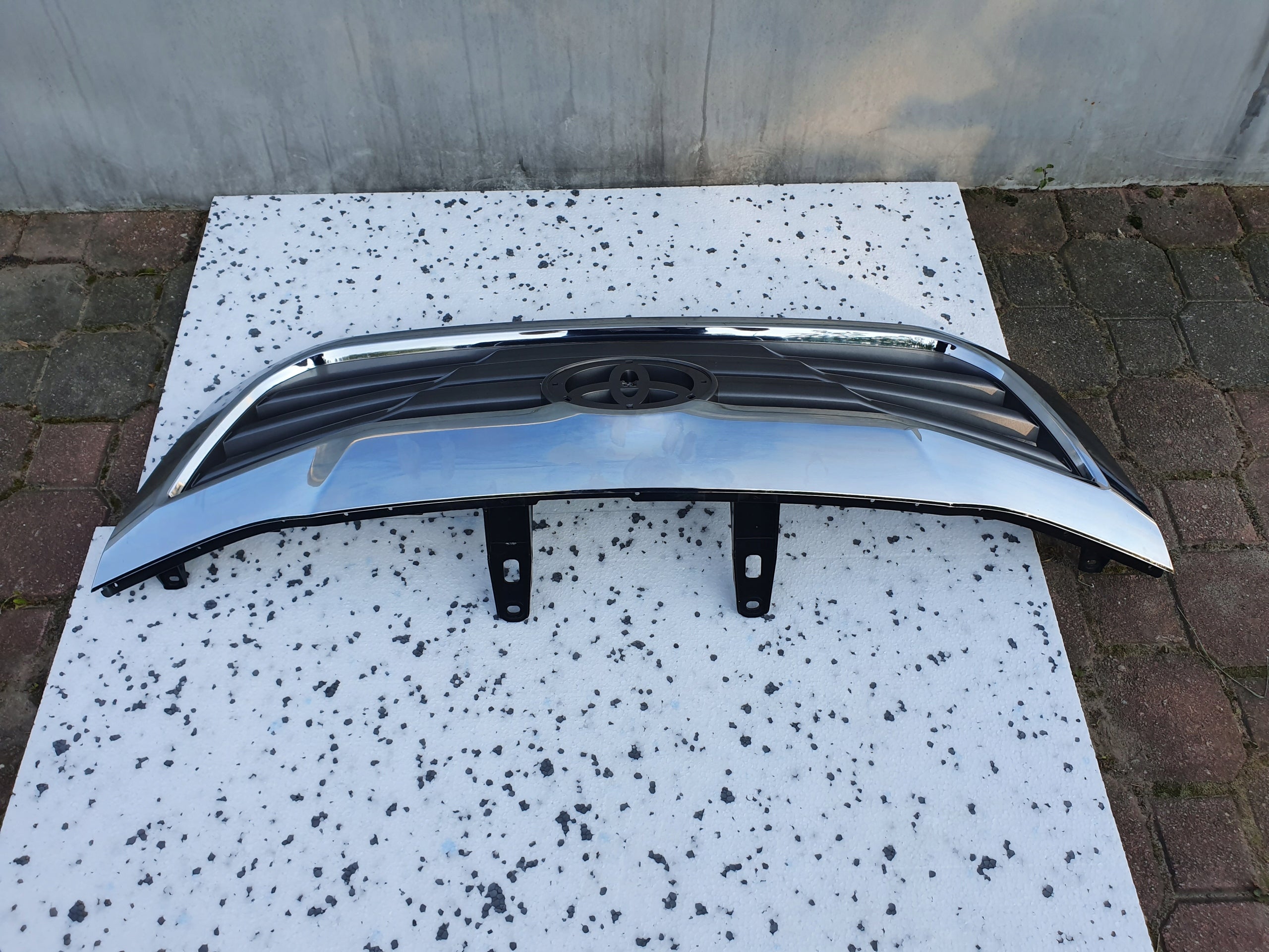 Kühlergrill Toyota CHR V E HILUX 5 FRONTGRILL 531000K620 Kühlergitter