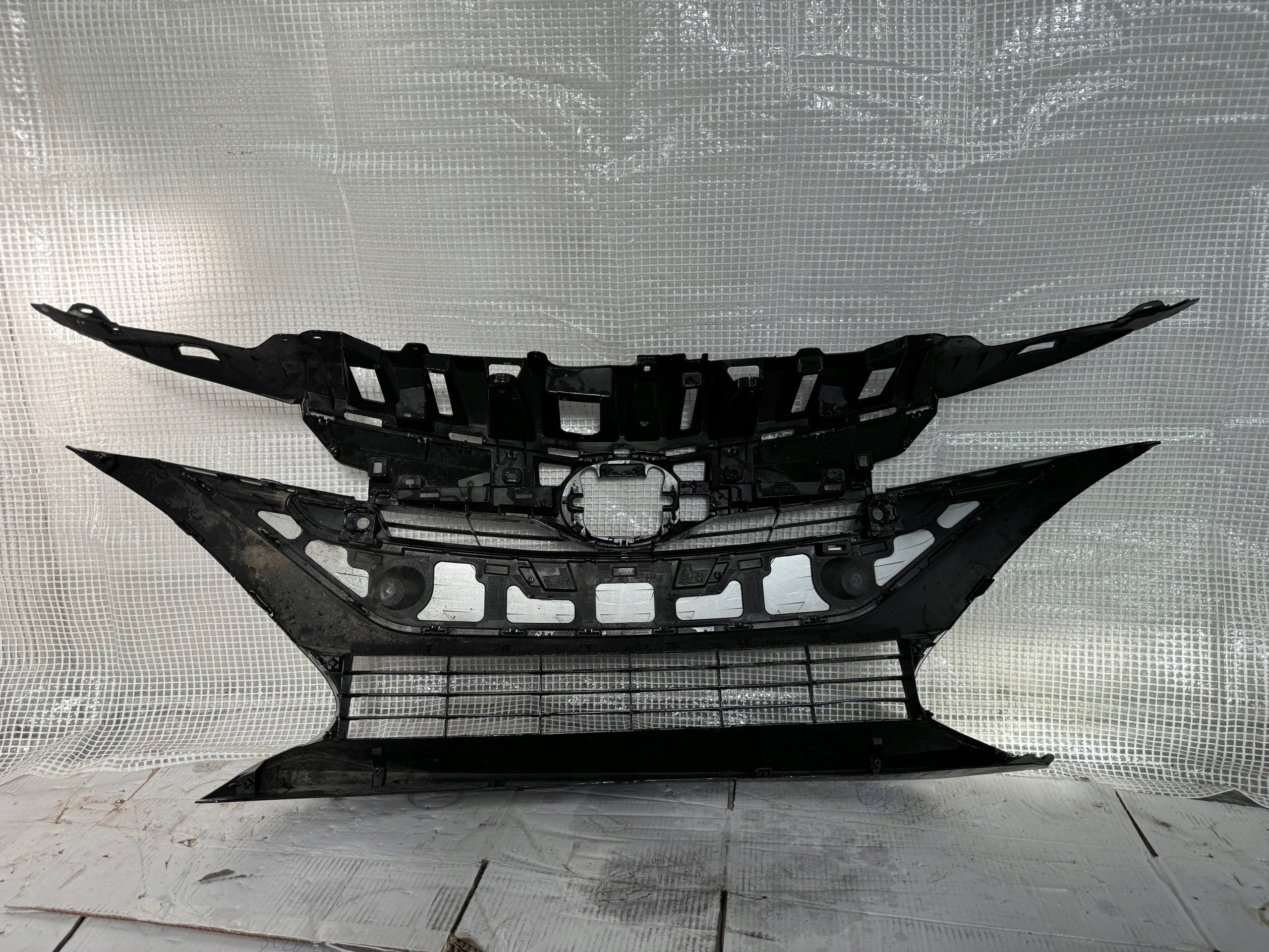 Kühlergrill Toyota PRIUS  FRONTGRILL Kühlergitter