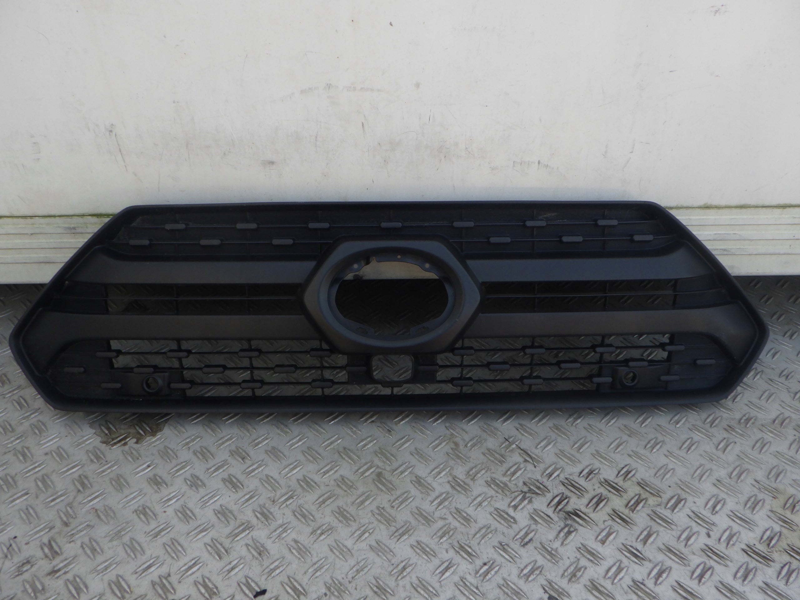 Kühlergrill Toyota E 5 RAV4 FRONTGRILL 5311142220 Kühlergitter