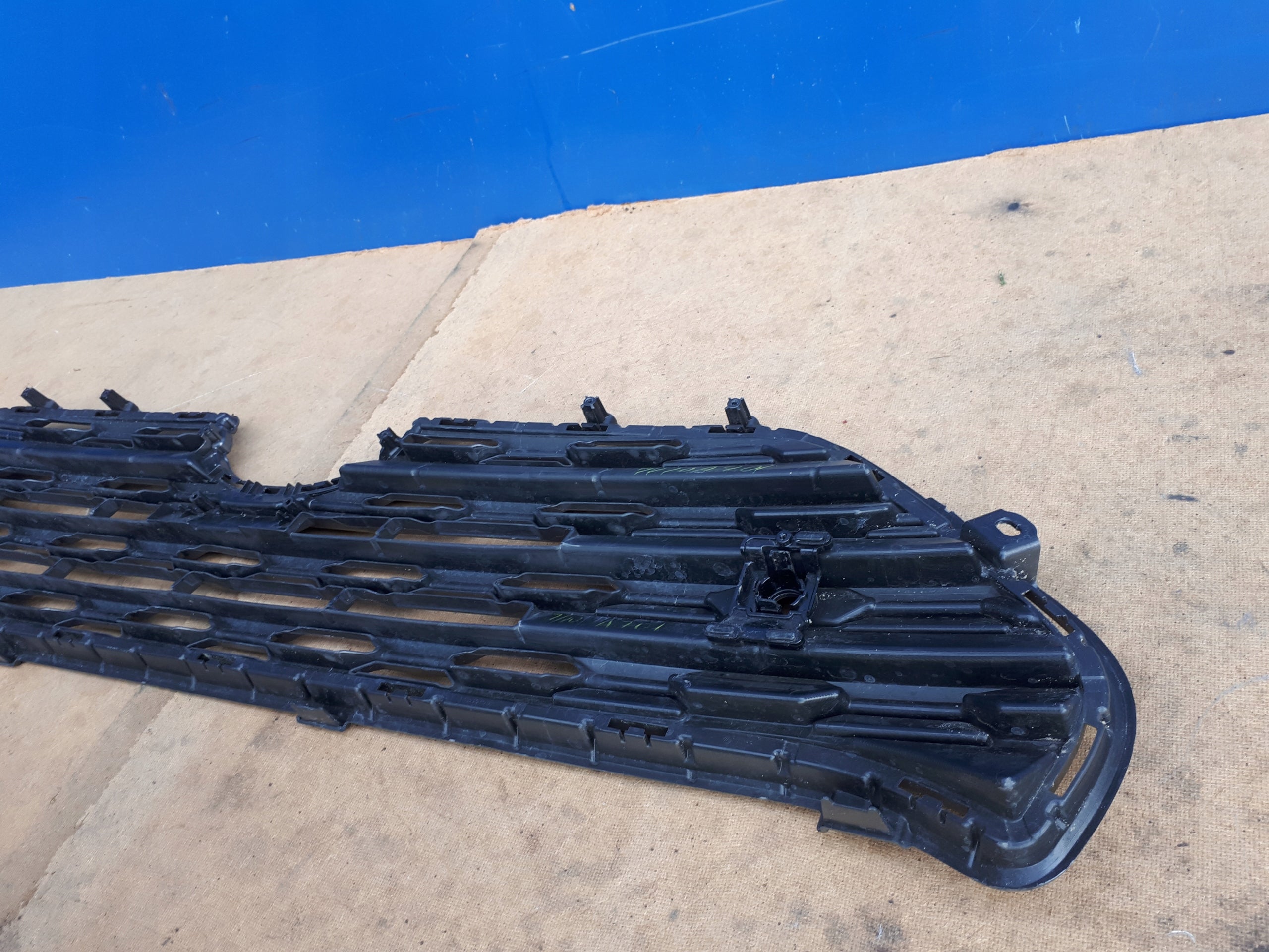 Kühlergrill Toyota E 5 RAV4 FRONTGRILL 5311242190 Kühlergitter