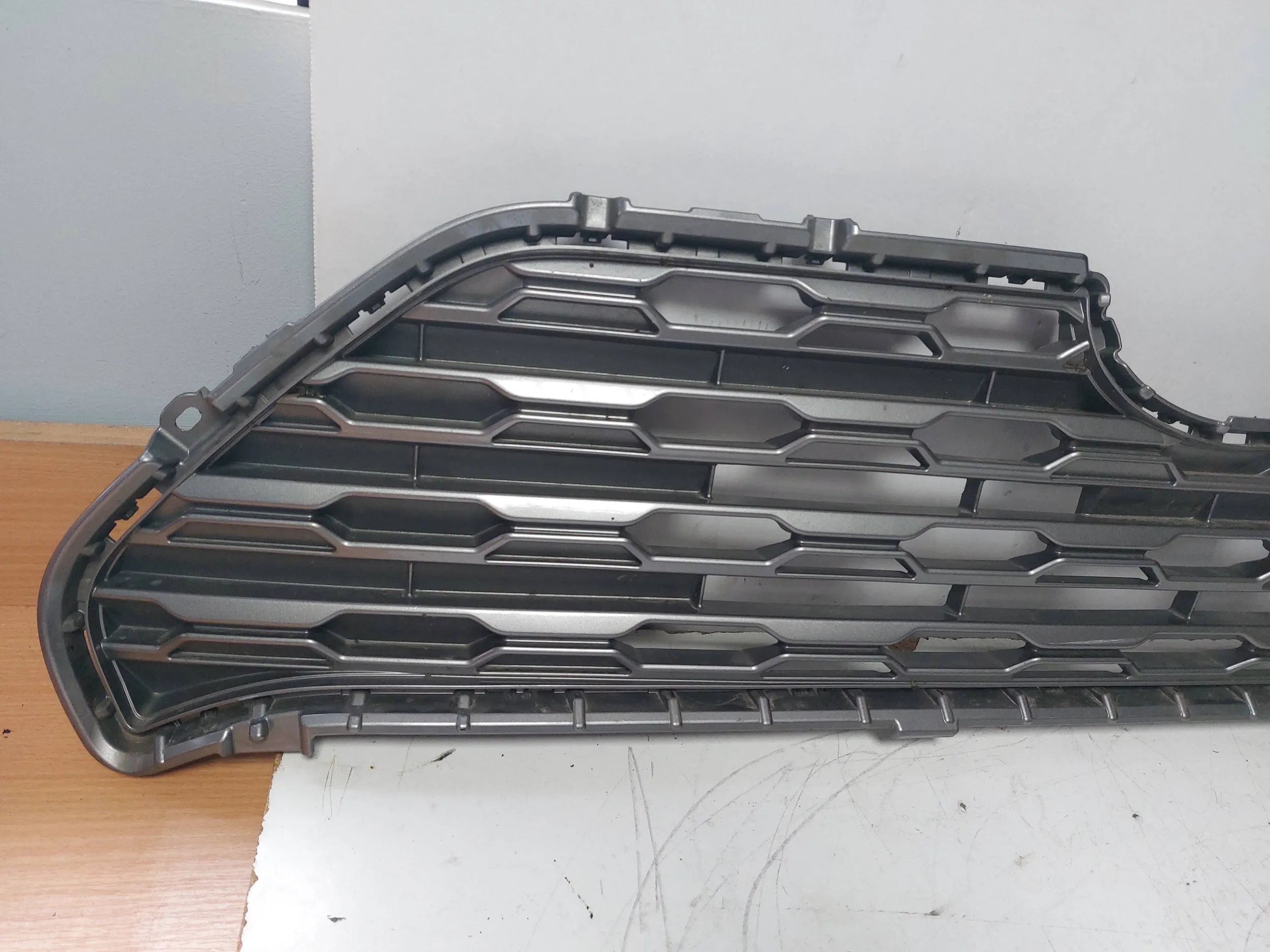 Kühlergrill Toyota 5 RAV4 FRONTGRILL 5311242190 Kühlergitter