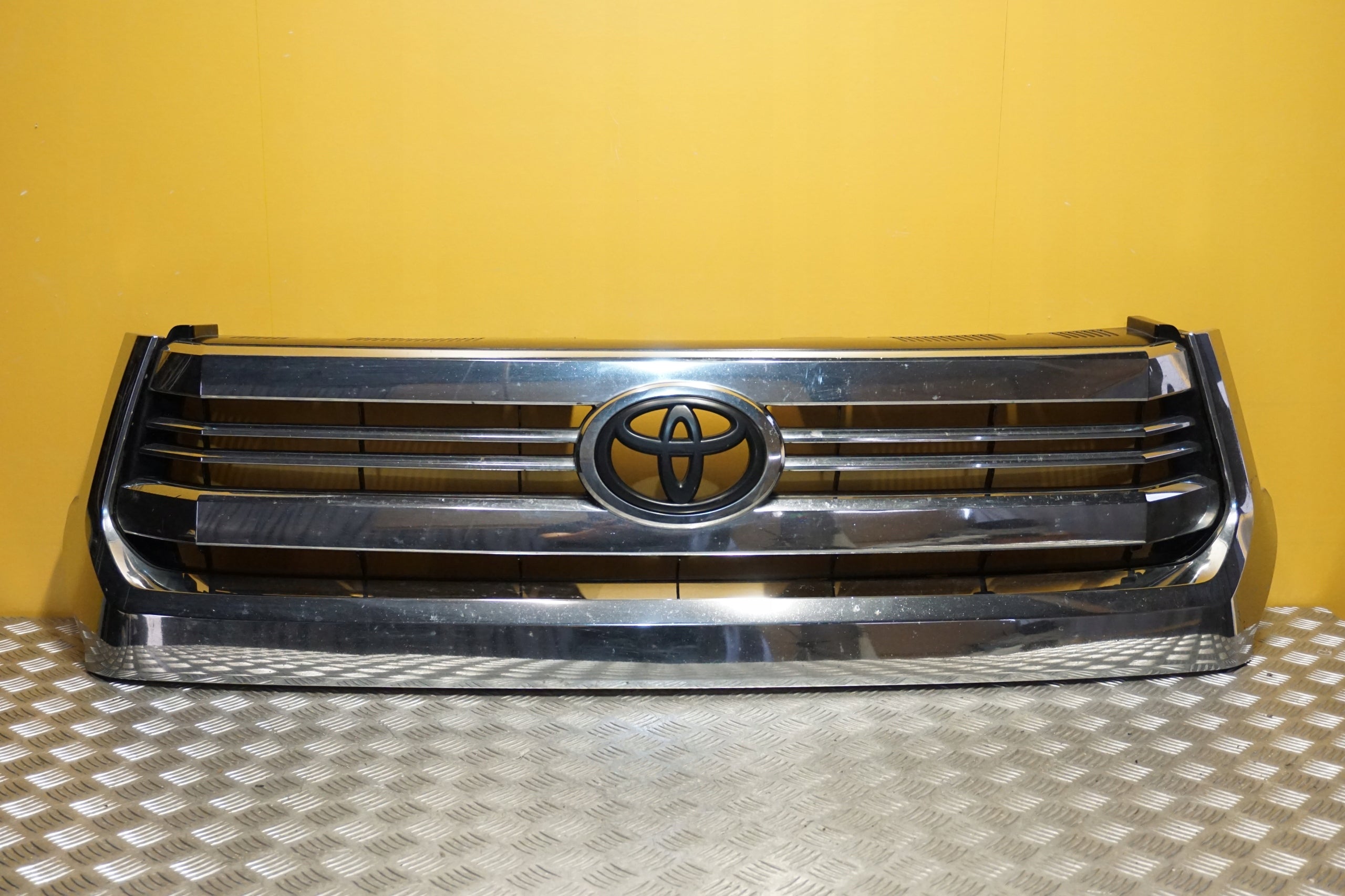  Kühlergrill Toyota TUNDRA CHR FRONTGRILL 531140C080 Kühlergitter product image