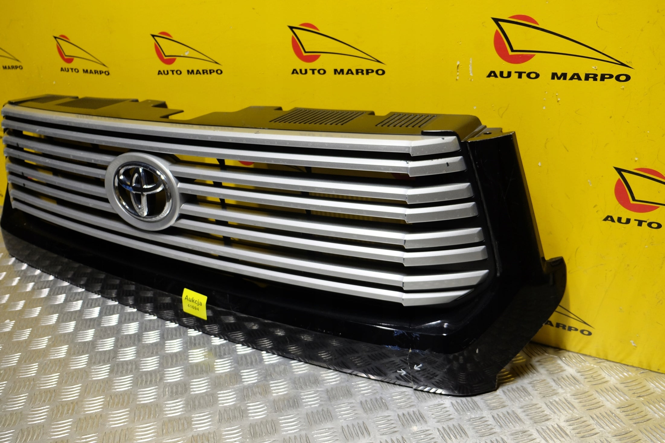 Kühlergrill Toyota 5 TUNDRA FRONTGRILL Kühlergitter