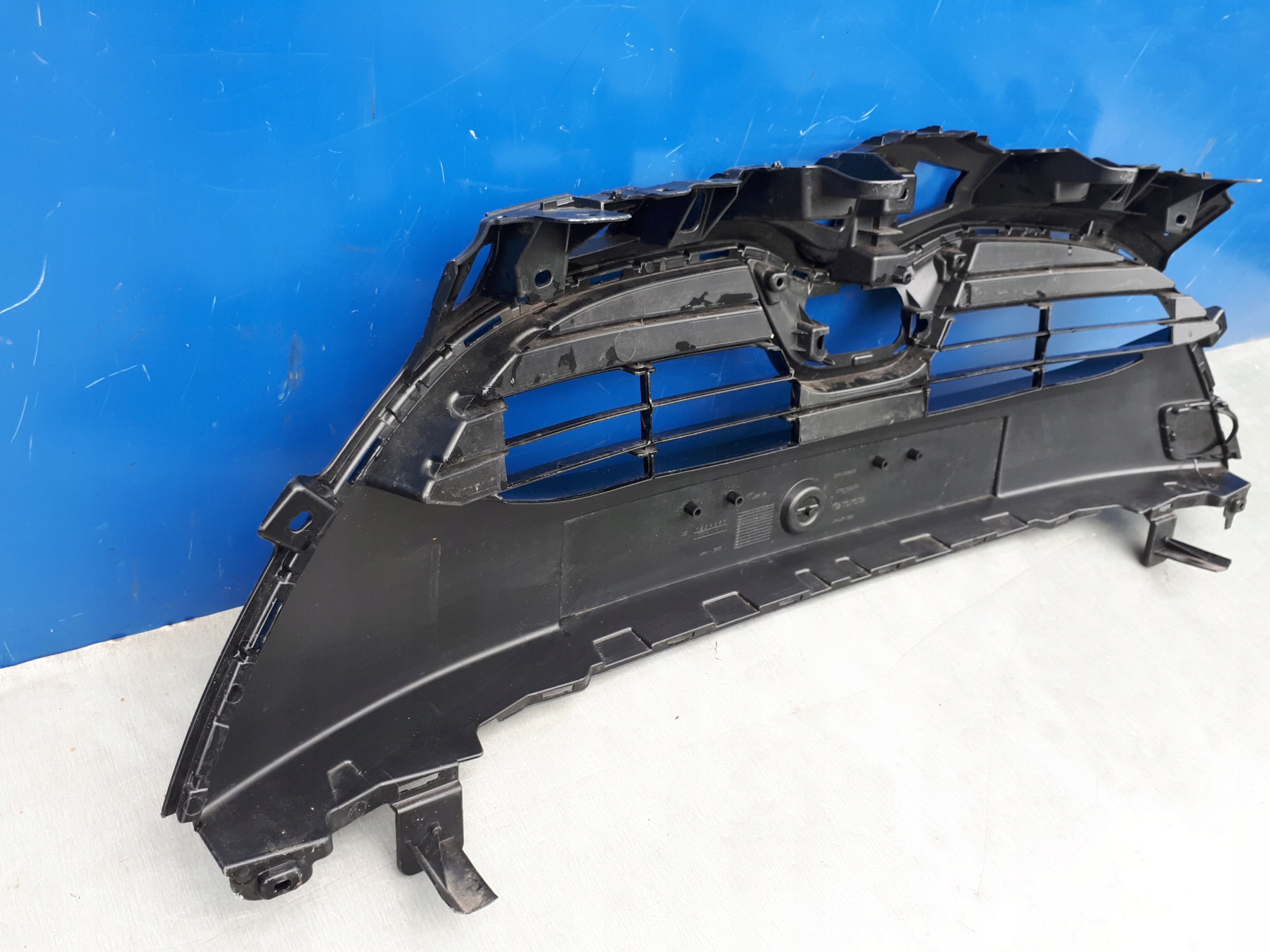 Kühlergrill Toyota E 5 V YARIS I FRONTGRILL 53111K0020 Kühlergitter