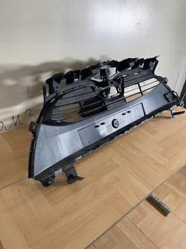 Kühlergrill Toyota E V YARIS I FRONTGRILL 53111K0020 Kühlergitter