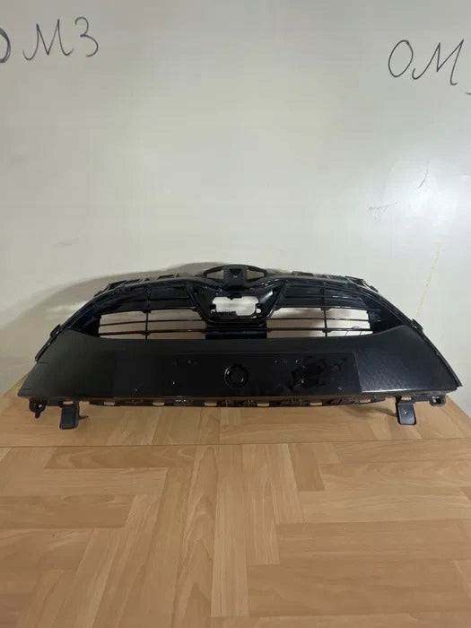 Kühlergrill Toyota E V YARIS I FRONTGRILL 53111K0020 Kühlergitter