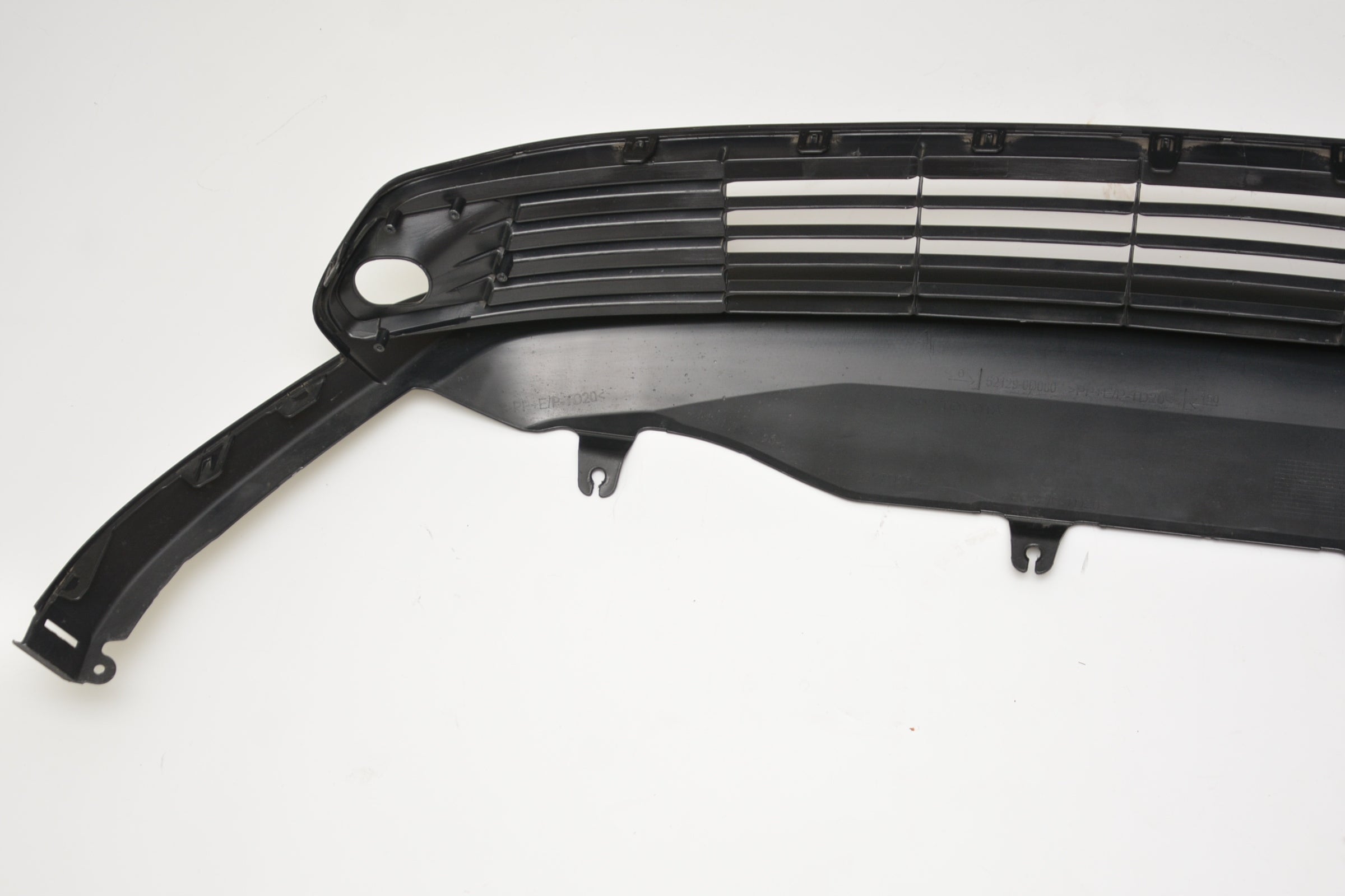 Kühlergrill Toyota E YARIS CROSS FRONTGRILL 521290D080 Kühlergitter