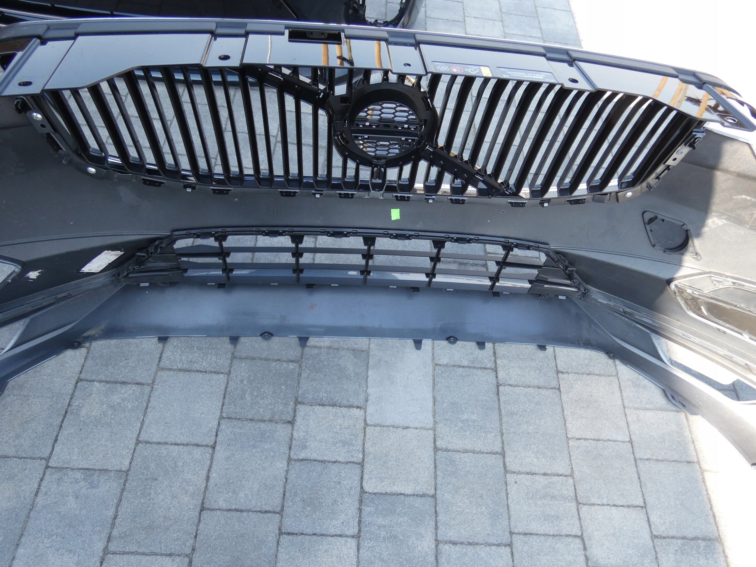 Kühlergrill Volvo XC60 FRONTGRILL 31425160 Kühlergitter