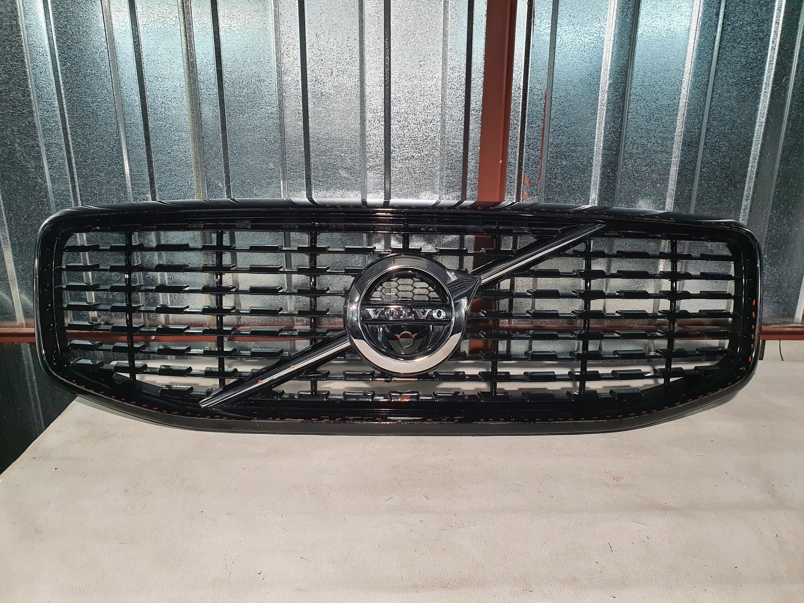 Kühlergrill Volvo XC60 II FRONTGRILL 31457464 Kühlergitter